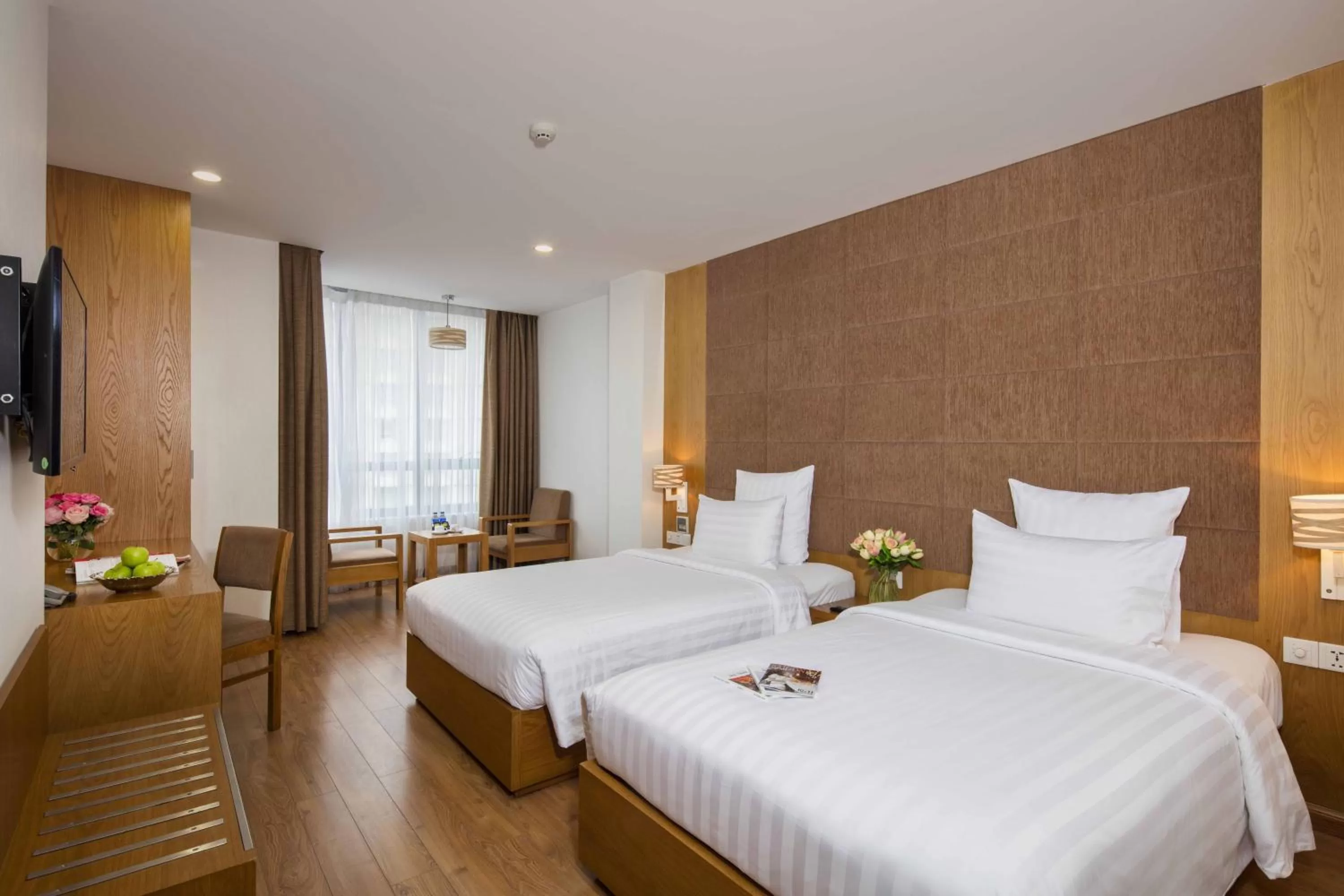 Premium Deluxe Twin City View in Paradise Saigon Boutique Hotel & Spa