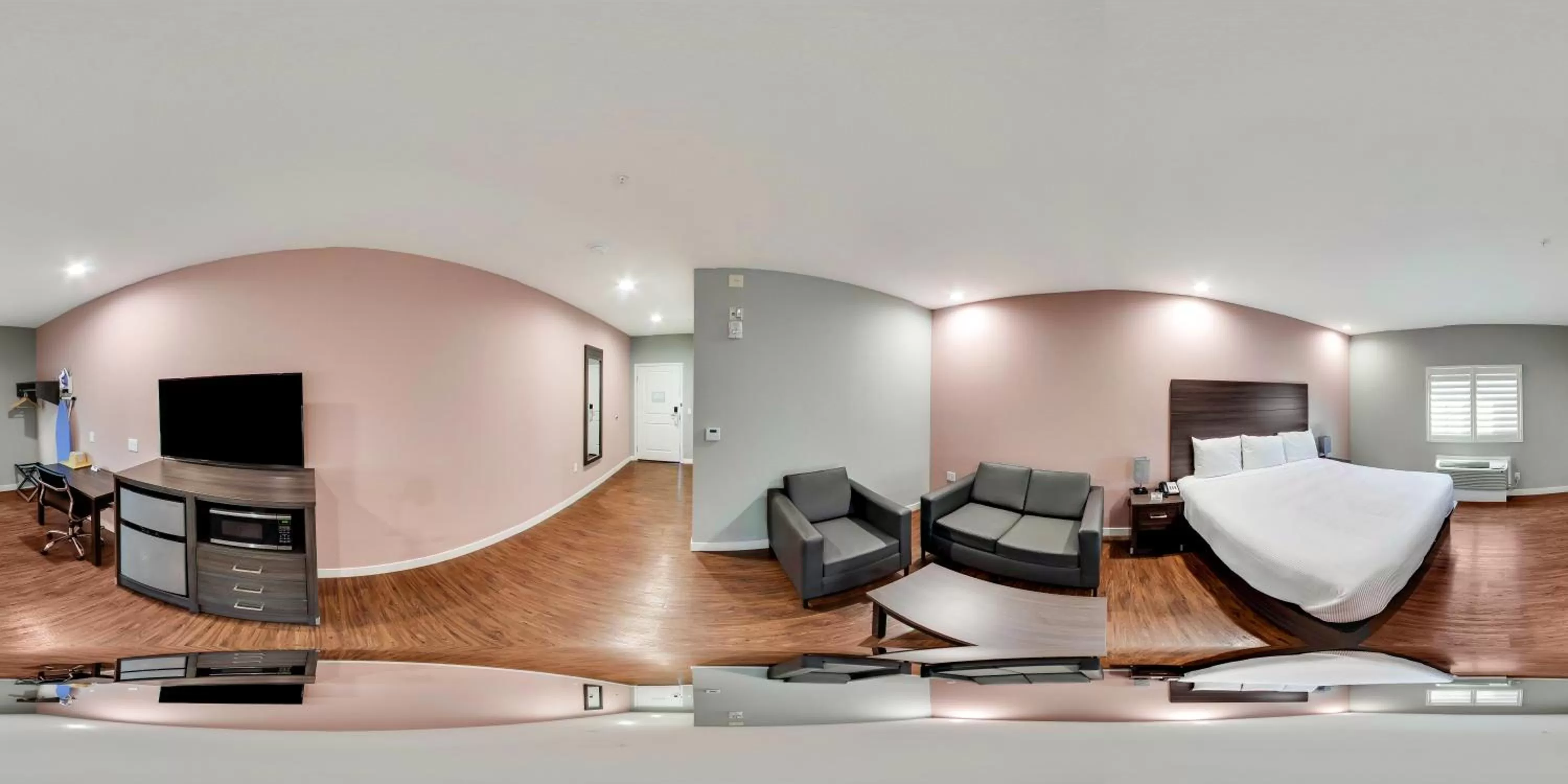 Deluxe King Studio - Non Smoking in Scottish Inns & Suites Houston, TX