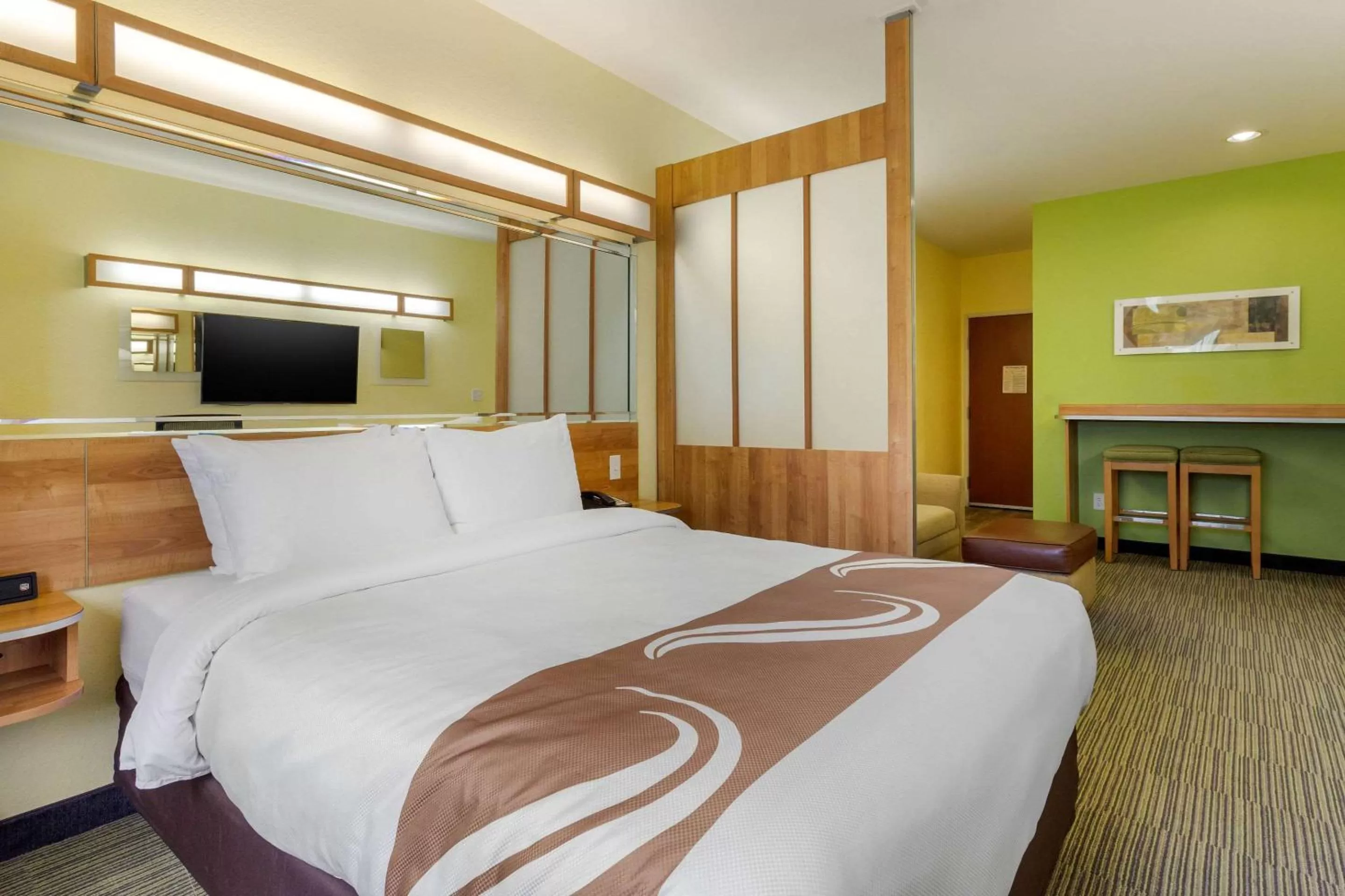 Queen Suite - Non-Smoking in Quality Inn & Suites Lehigh Acres Fort Myers