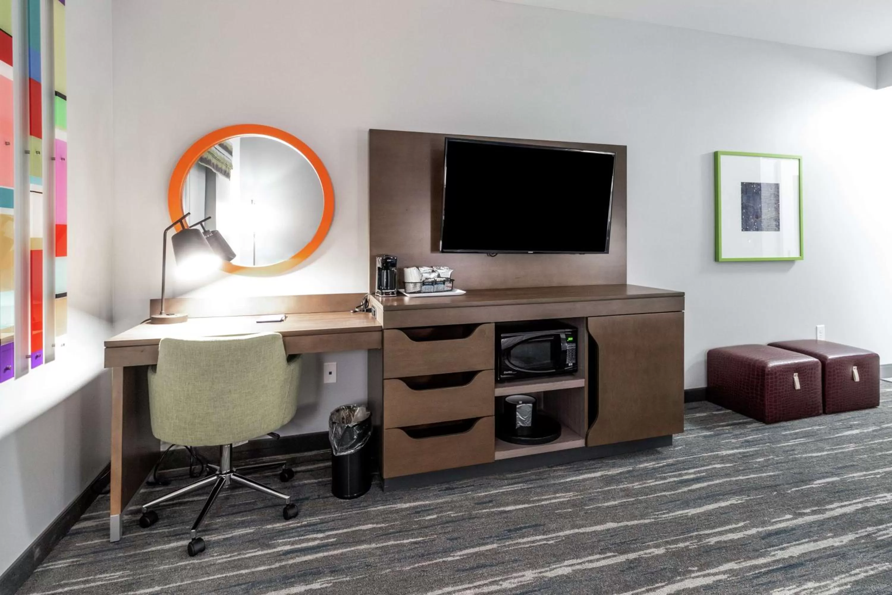 King Room - Hearing Access/Non-Smoking in Hampton Inn Locust Grove