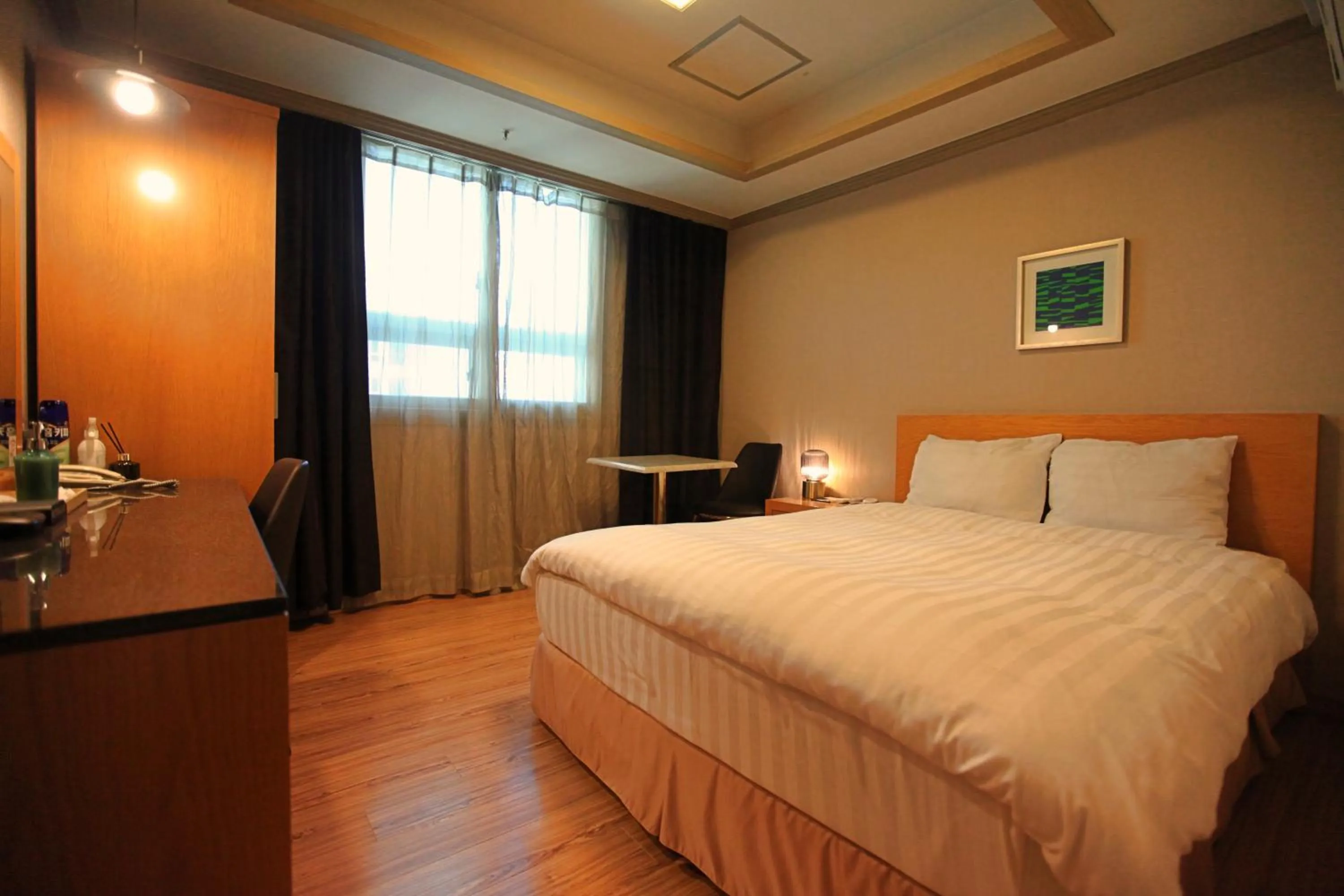 Changwon AT Business Hotel