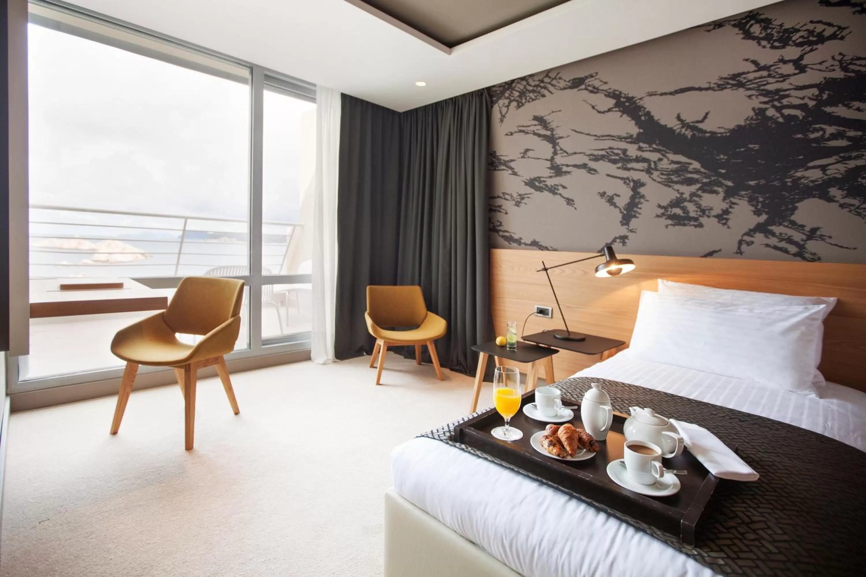 Junior Suite with Sea View and Balcony in Hotel Dubrovnik Palace