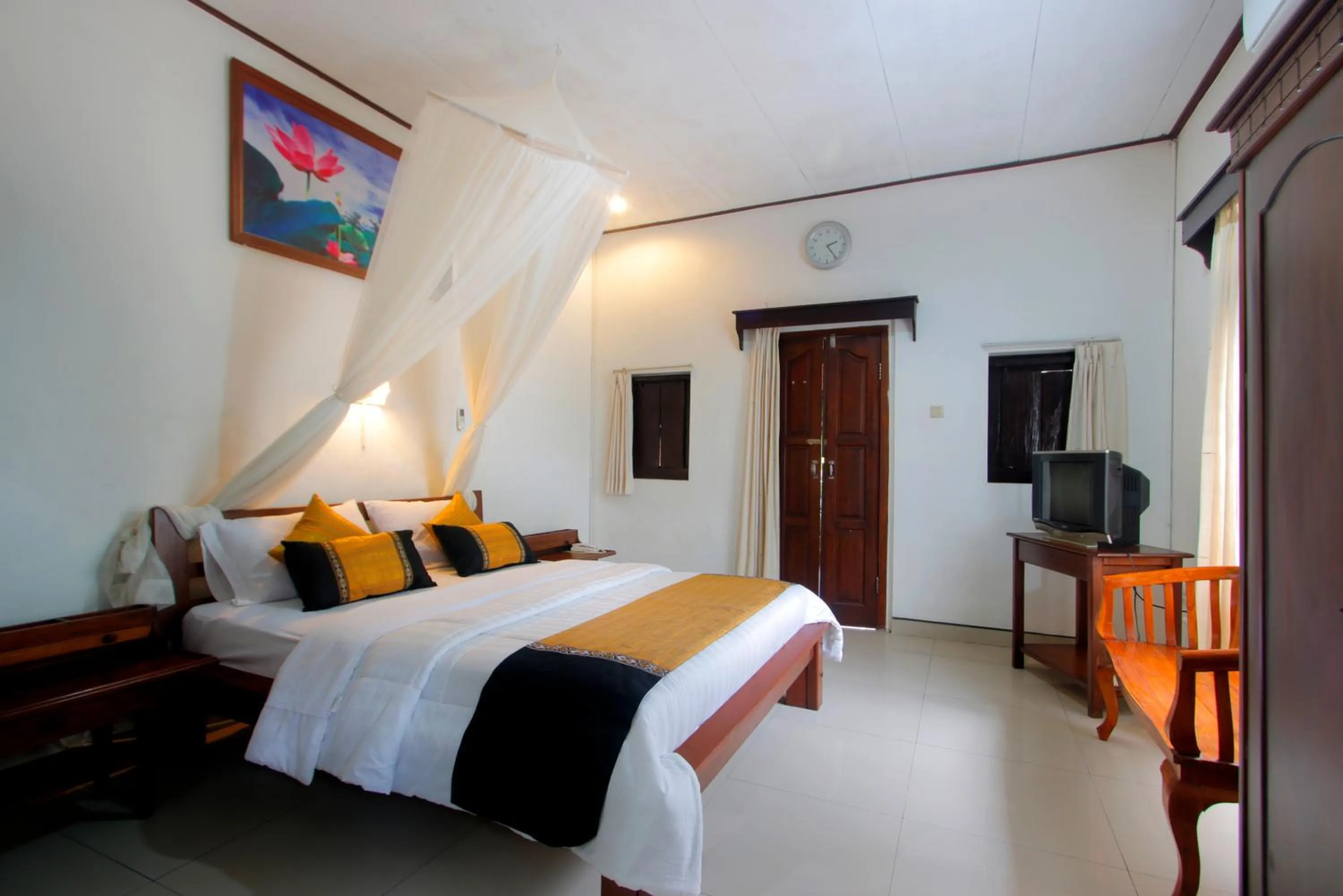 One-Bedroom Suite with Kitchenette  in Hotel Jati Sanur