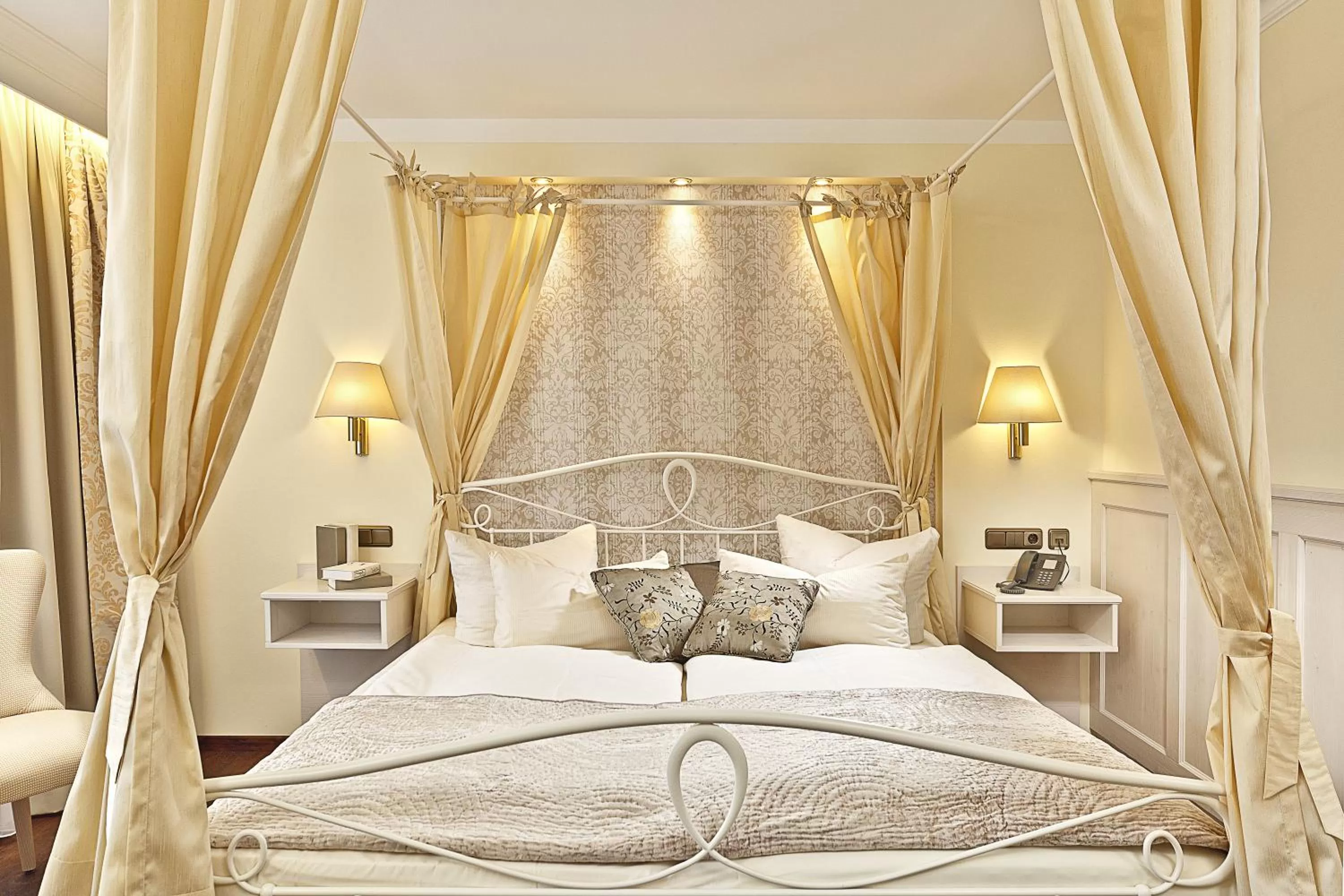 Comfort Double or Twin Room - Sissi in Hotel Schlosskrone