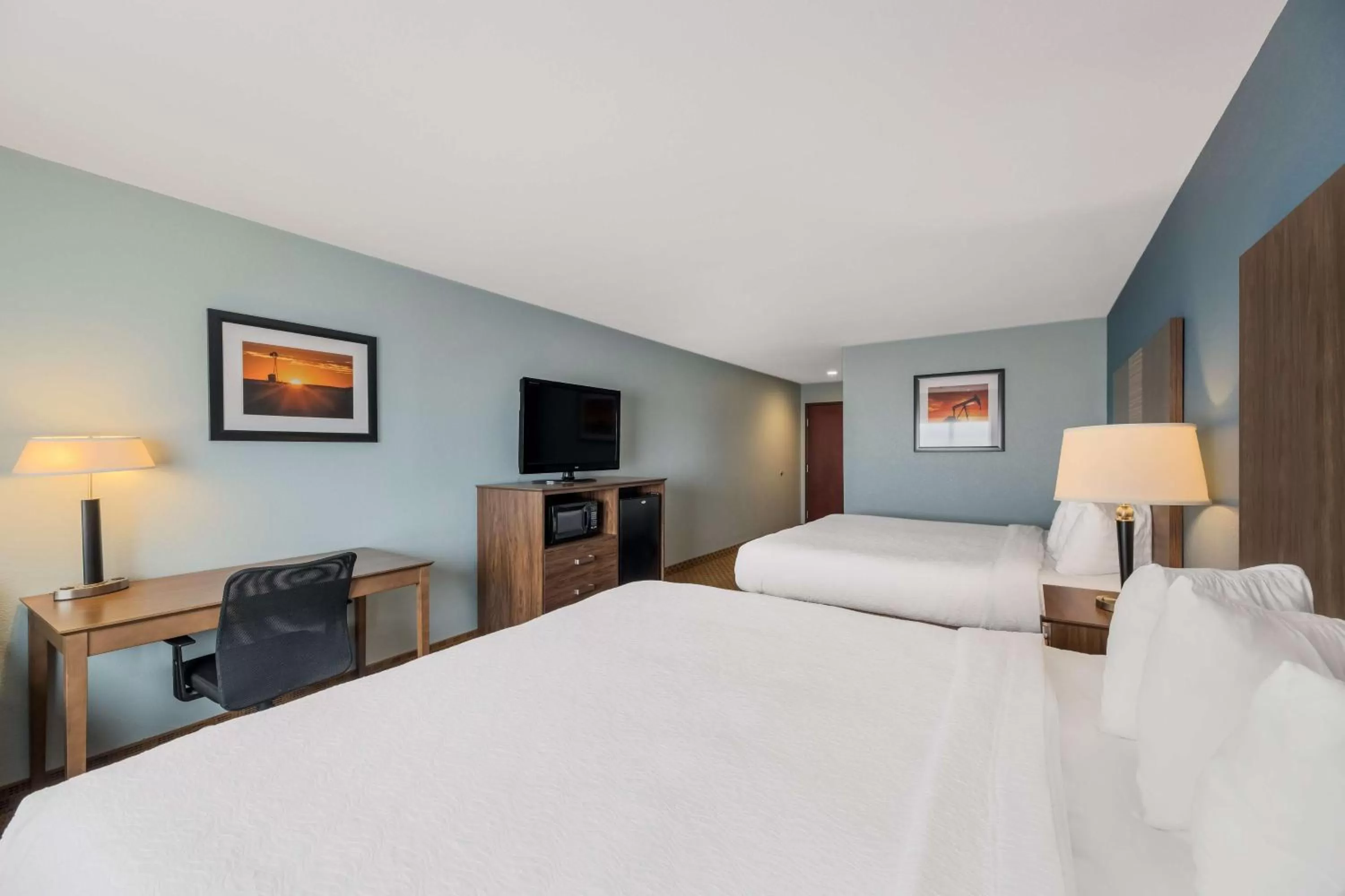 King Room with Two King Beds - Mobility Accessible/Non-Smoking in Best Western South Plains Inn & Suites