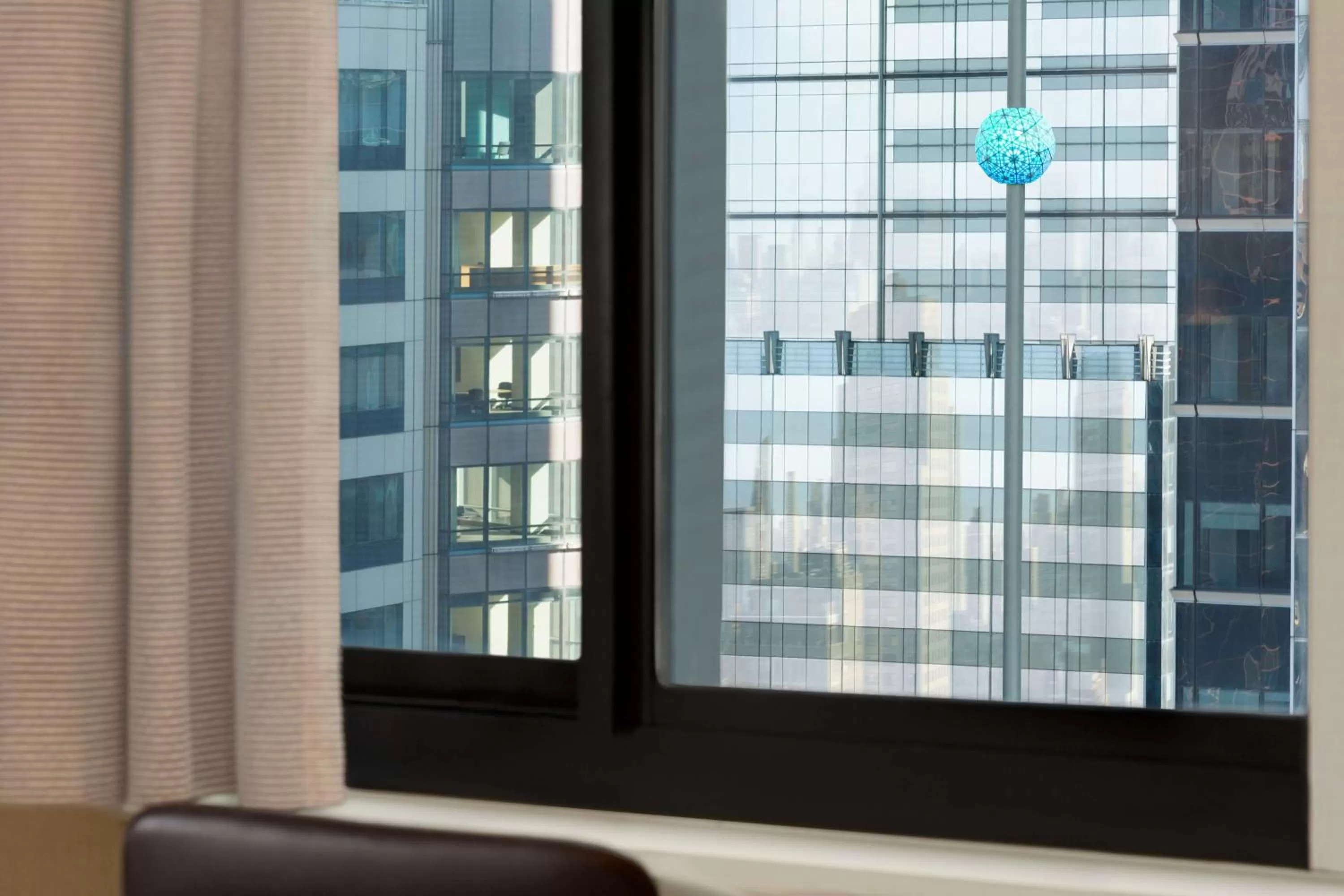 Deluxe King Room with Times Square View - High Floor in Hilton New York Times Square