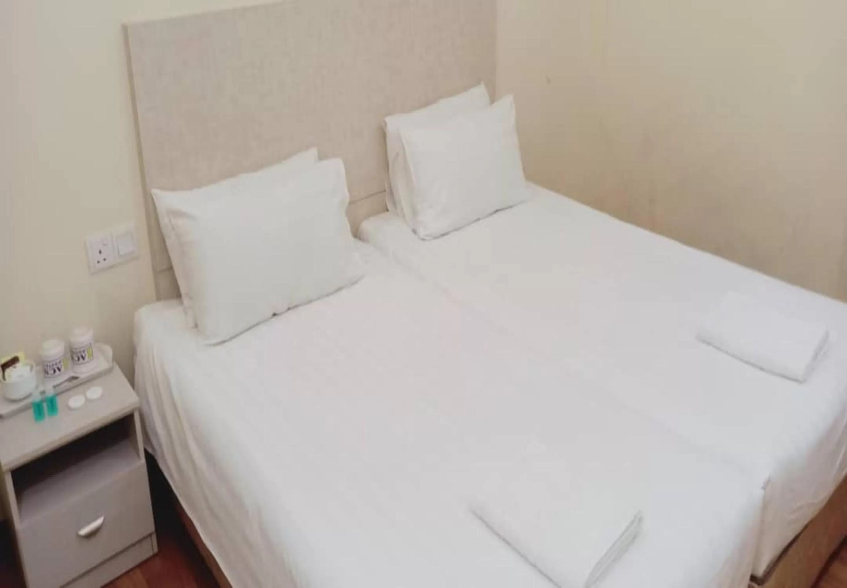 Standard Twin Room in 1ACS Residence