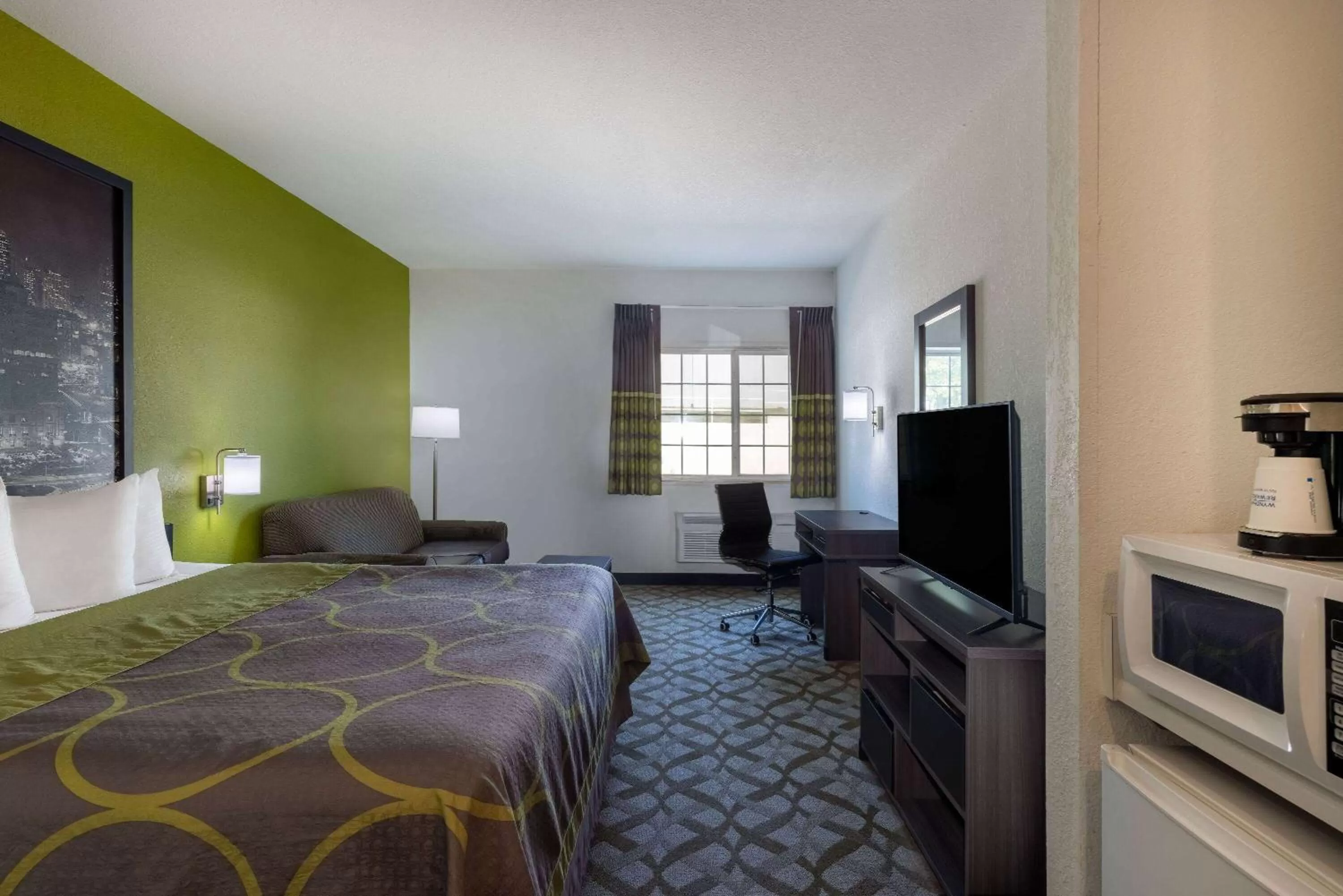 King Room - Non-Smoking in Super 8 by Wyndham De Soto