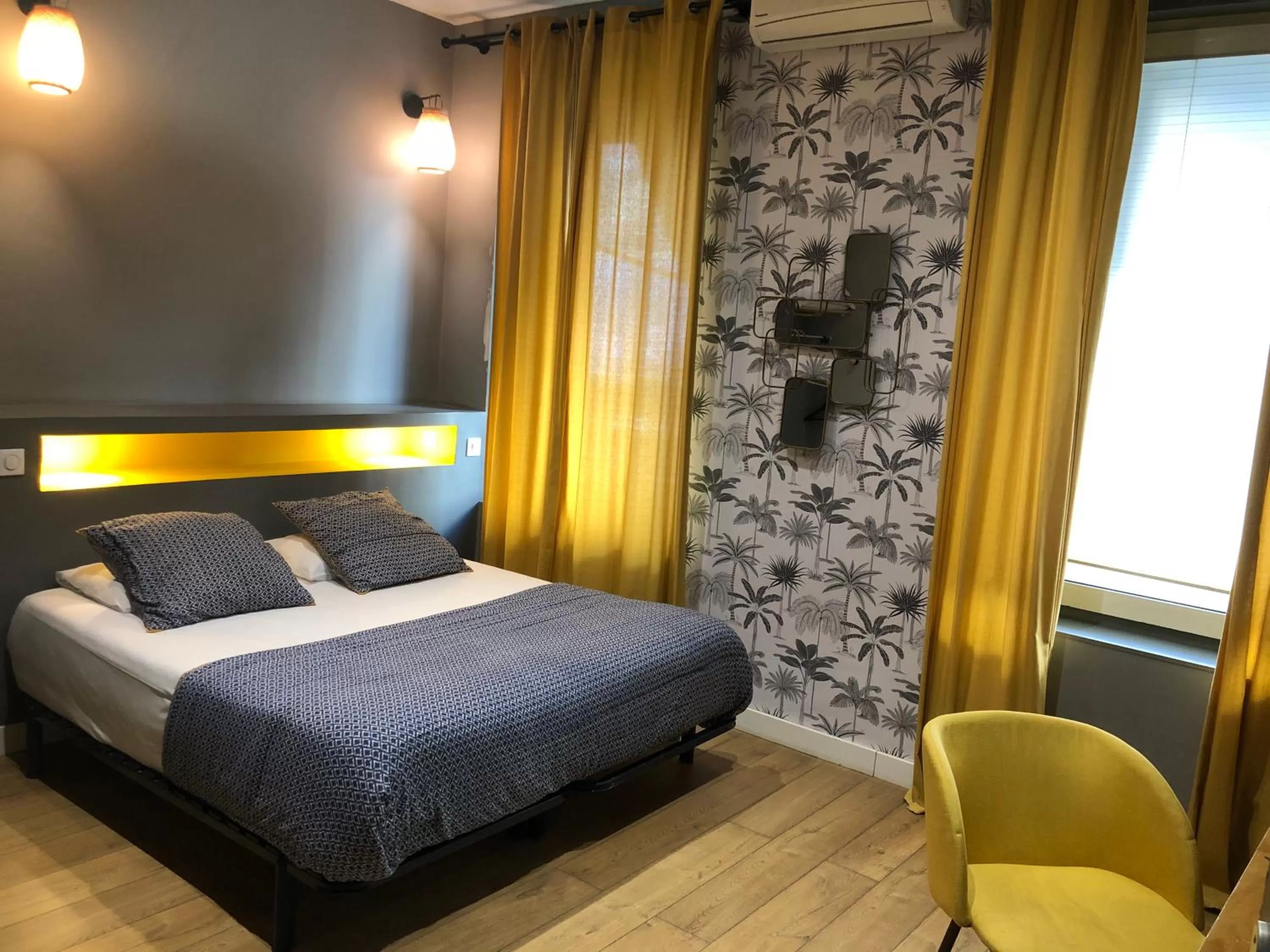 Superior Double Room in Boutique Hôtel Azur
