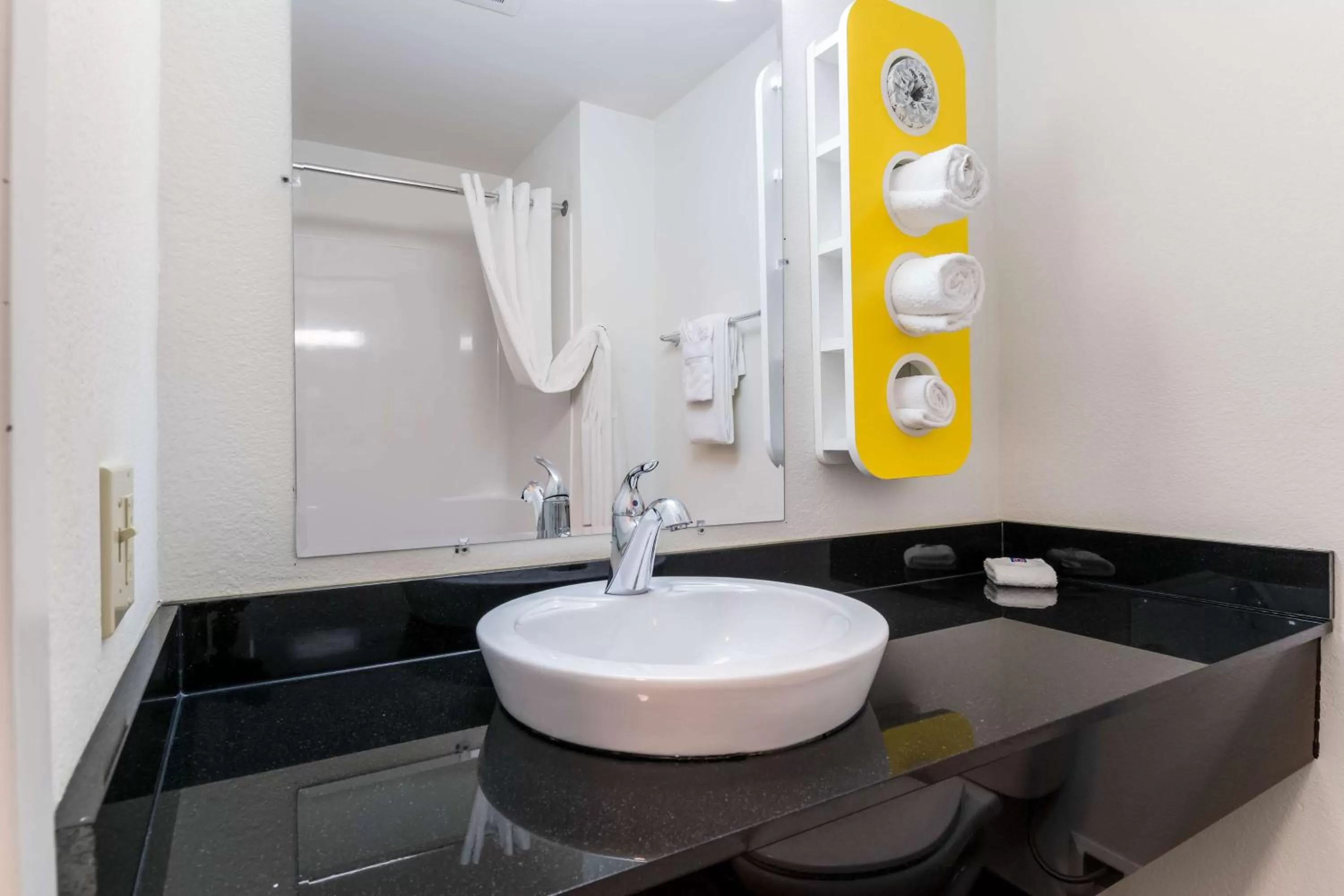 Quadruple Room - Non-Smoking in Motel 6 Wilkes Barre Arena