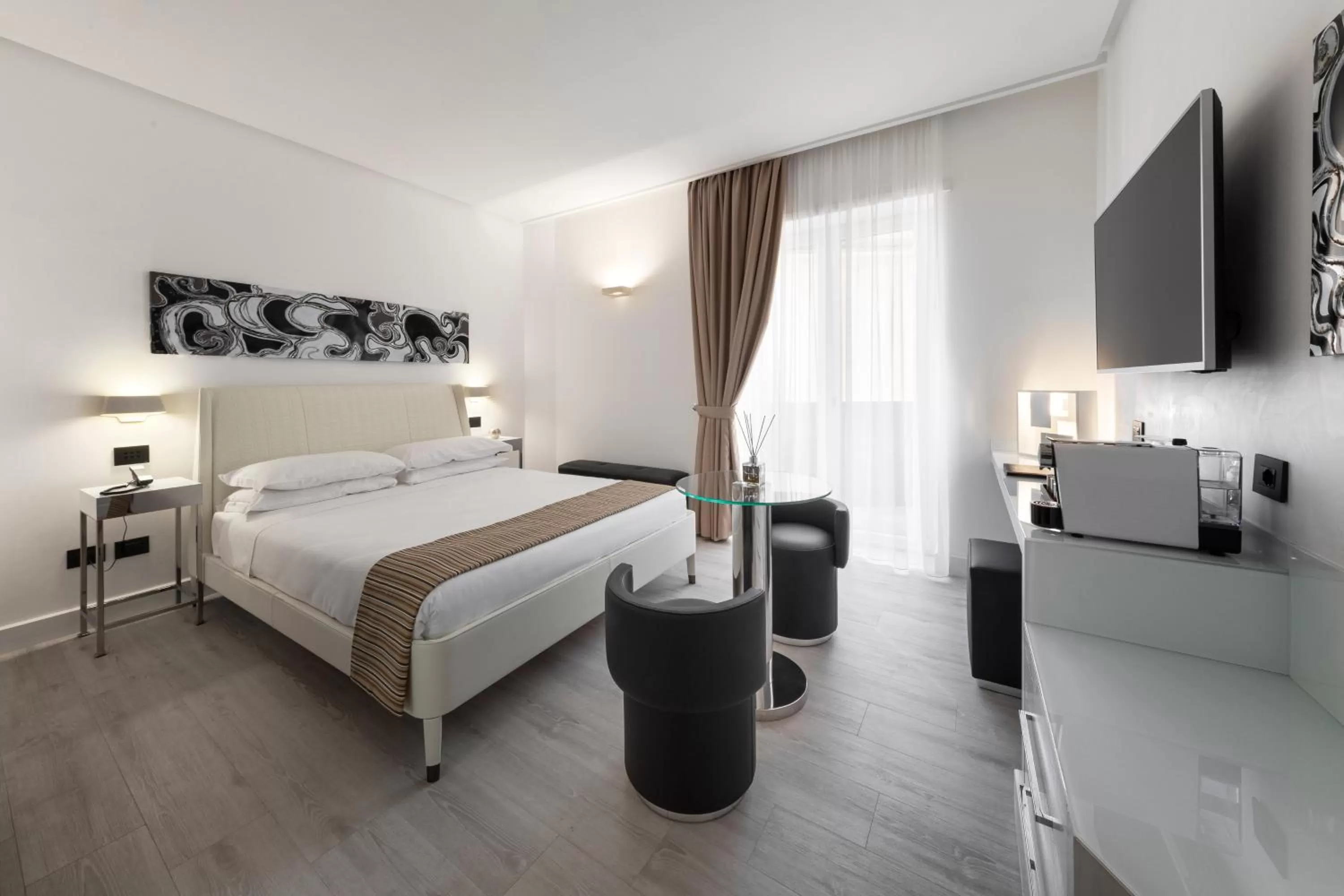 Deluxe Room in LHP Napoli Palace & SPA