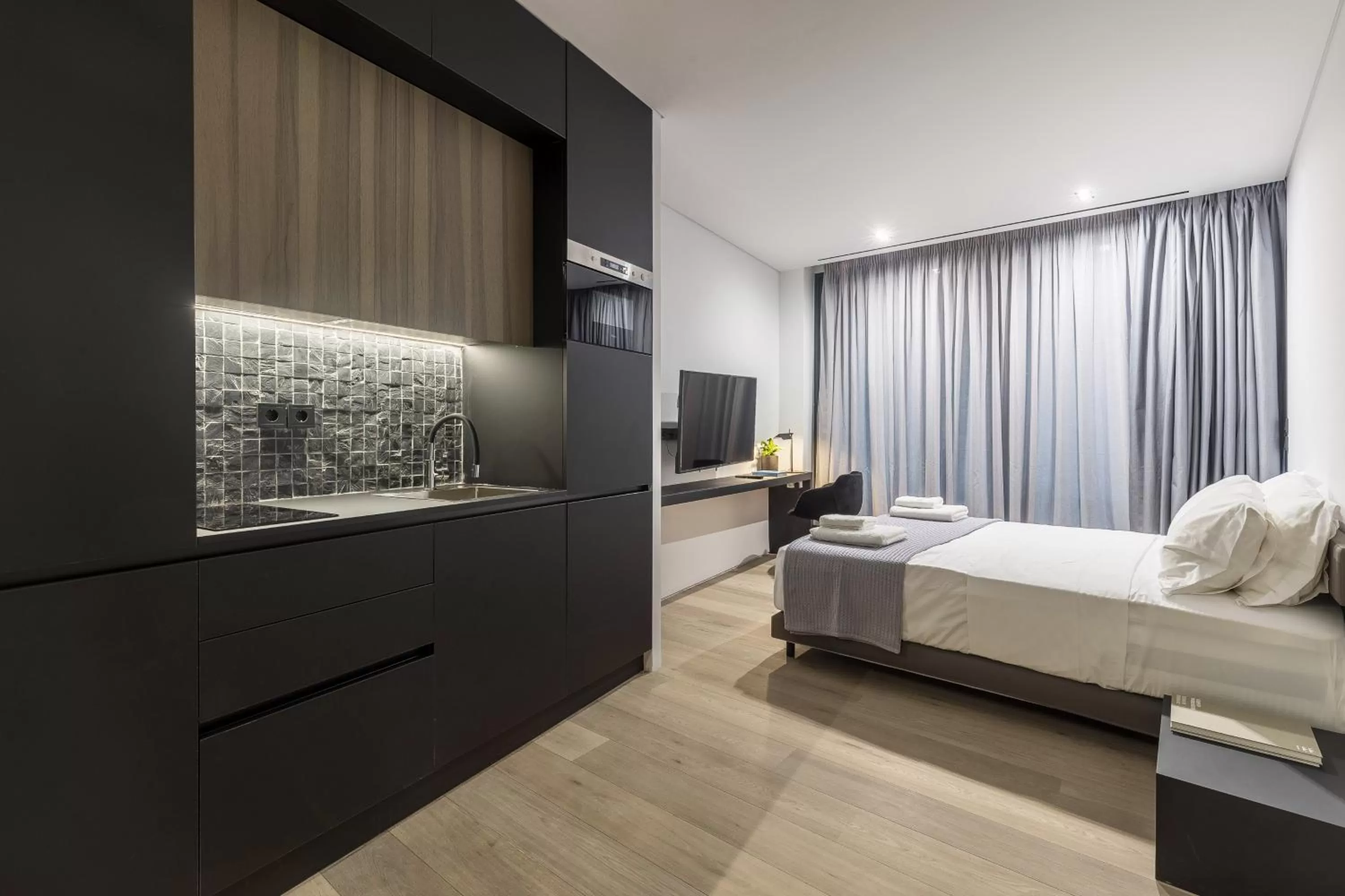 Deluxe Suite in The Duke Boutique Suites