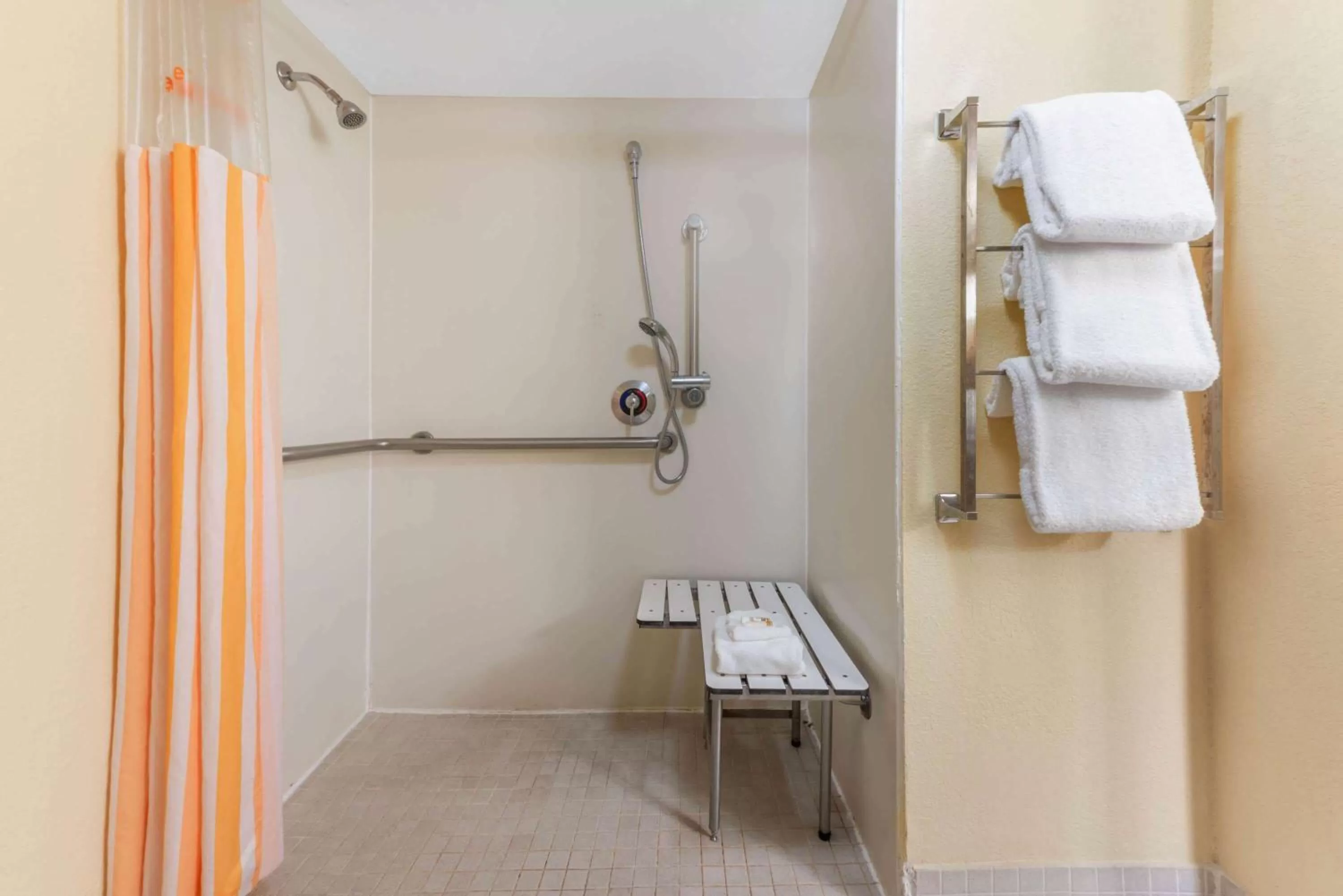Double Room with Two Double Beds - Disability Access/Non-Smoking in La Quinta by Wyndham Fort Lauderdale Pompano Beach