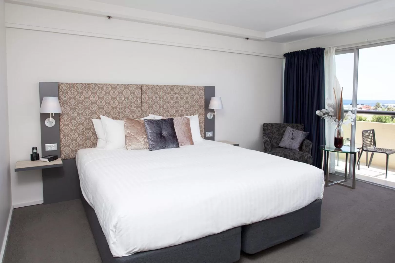 Superior King Room with Ocean View in The Lord Forrest Hotel