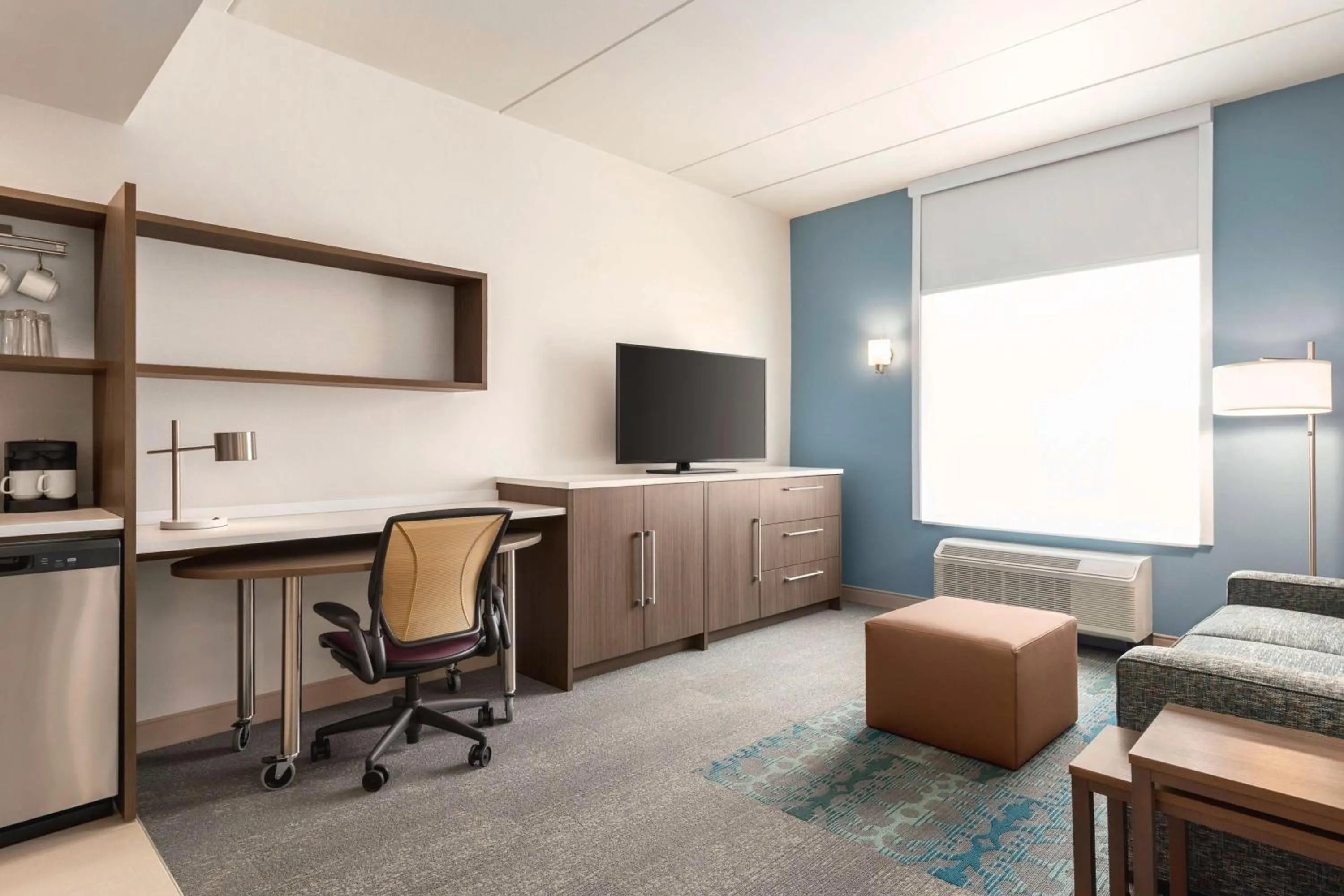 One-Bedroom King Suite in Home2 Suites By Hilton Leesburg, Va