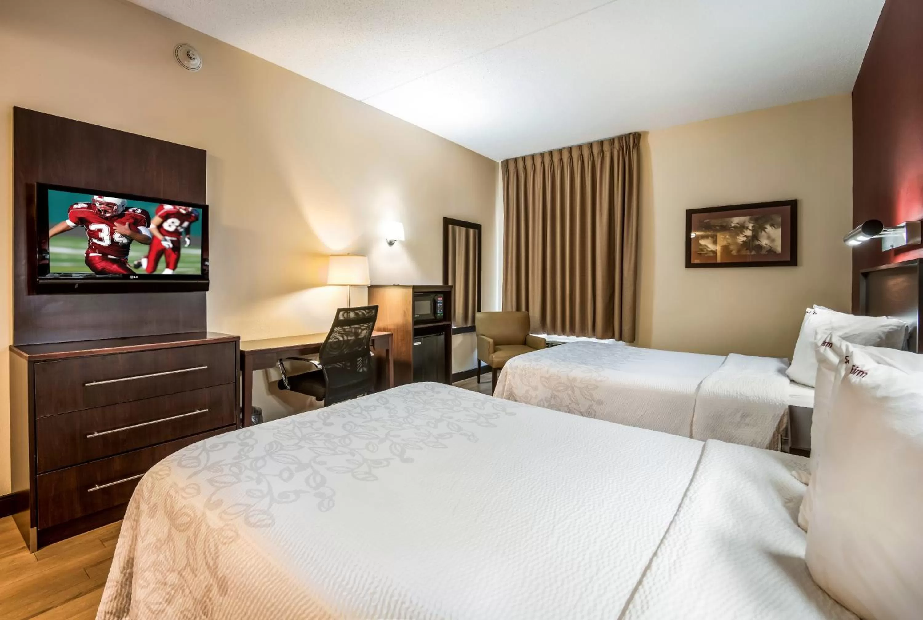 Deluxe Room with Two Double Beds Disability Access Smoke Free in Red Roof Inn PLUS Raleigh Downtown NCSU Conv Center