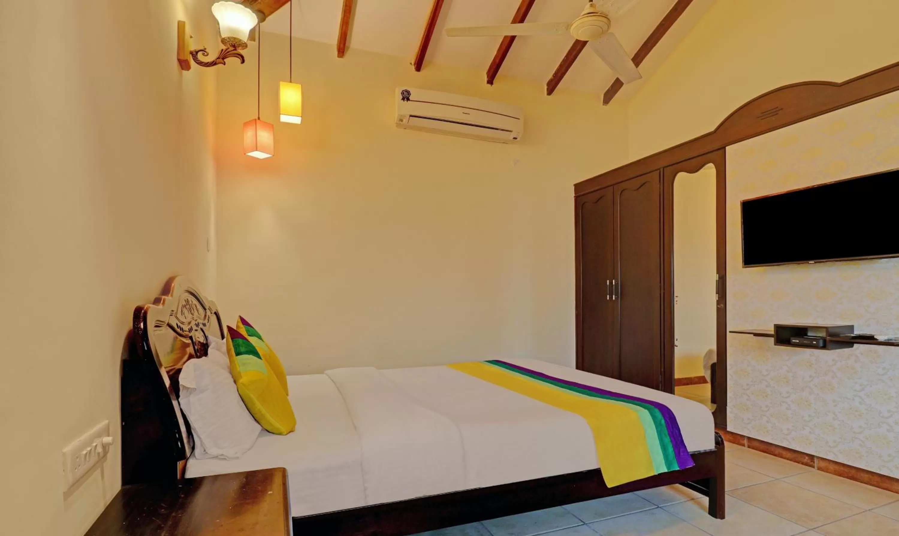 Deluxe Double Room - single occupancy in Itsy Hotels Vailankanni Natures Inn