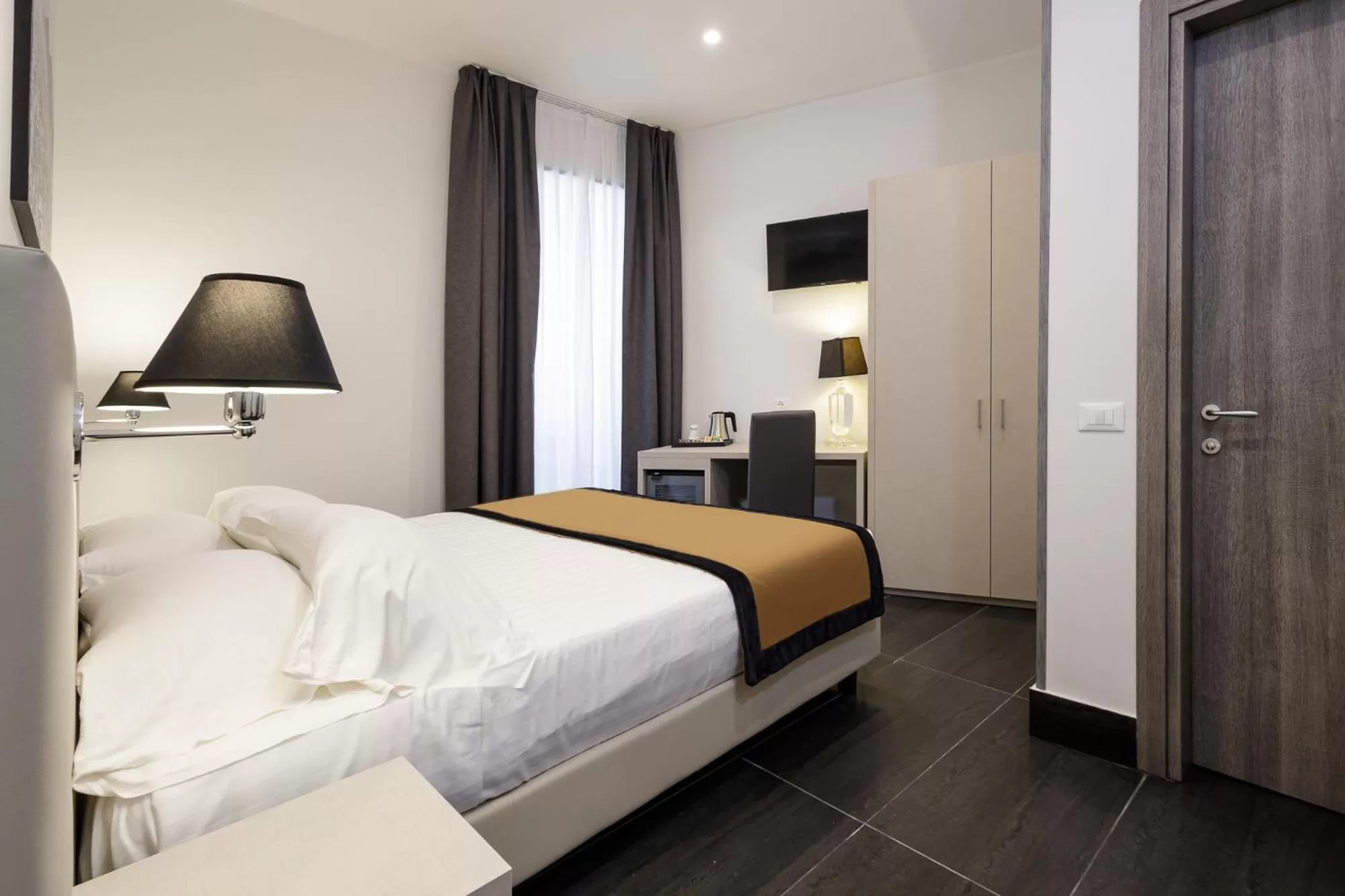 Superior Double Room in Hotel Dei Mille