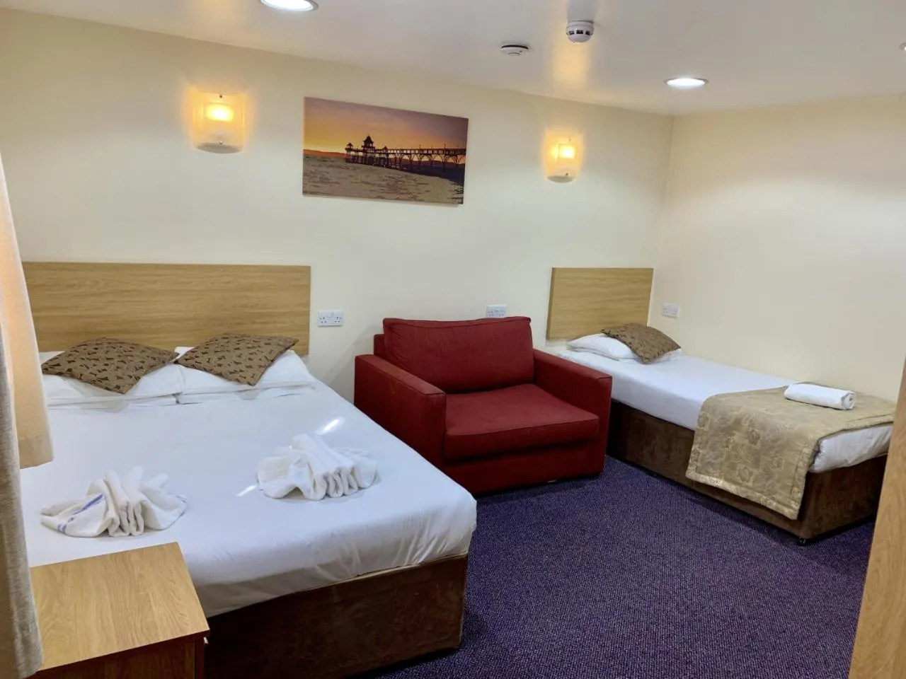 Triple Room in Britannia Inn Hotel