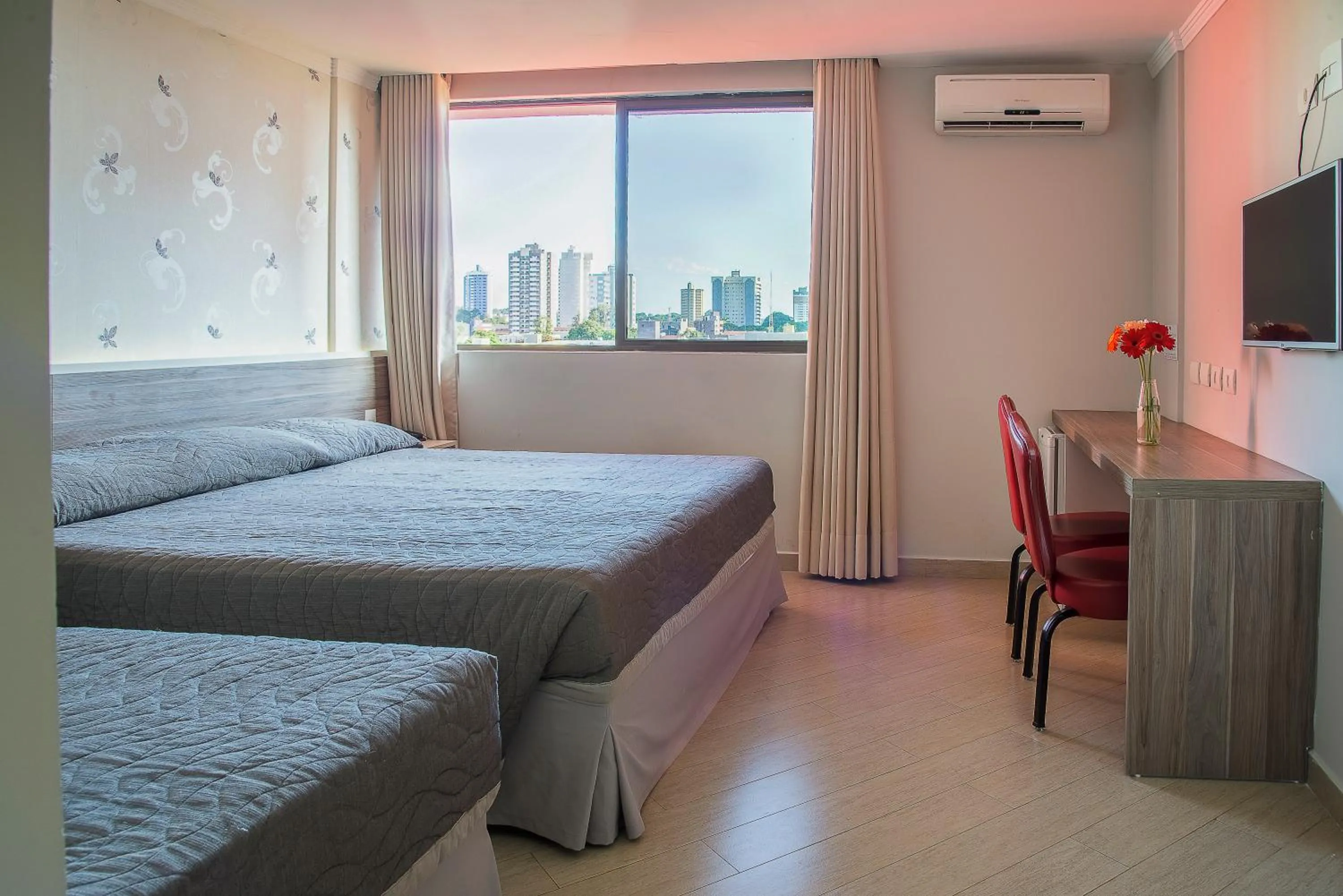 Comfort Triple Room in Foz Plaza Hotel