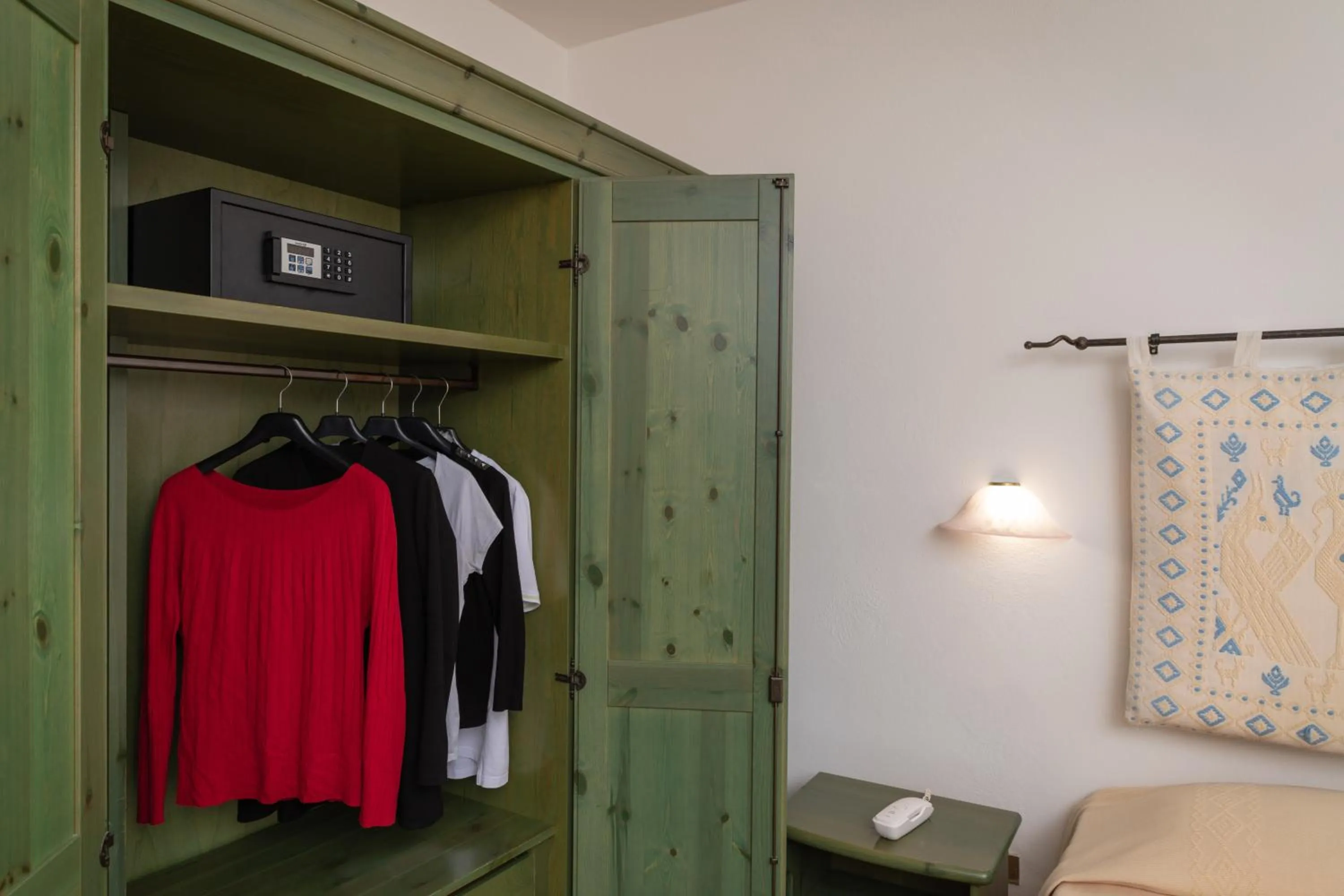 Economy Double Room in Hotel Castello