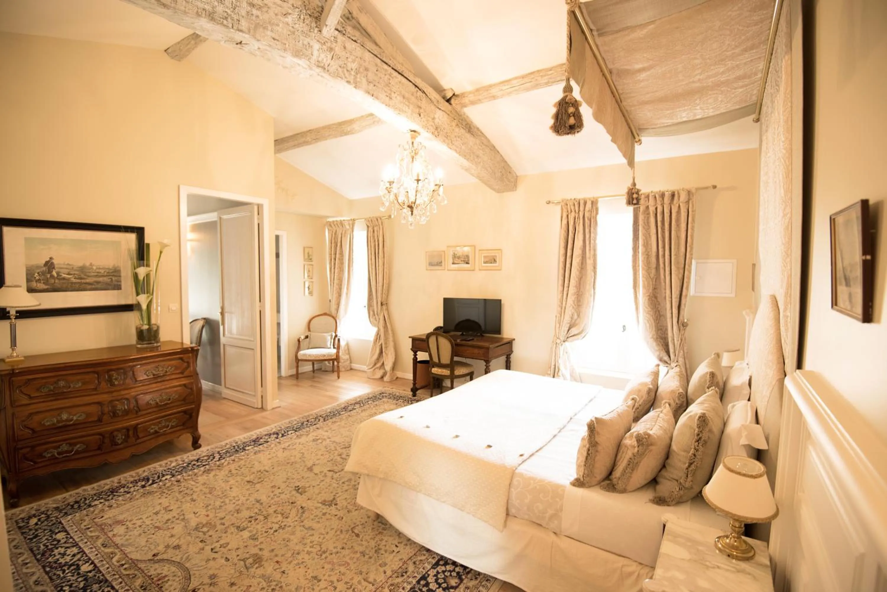 Family Suite in Chateau de Lantic