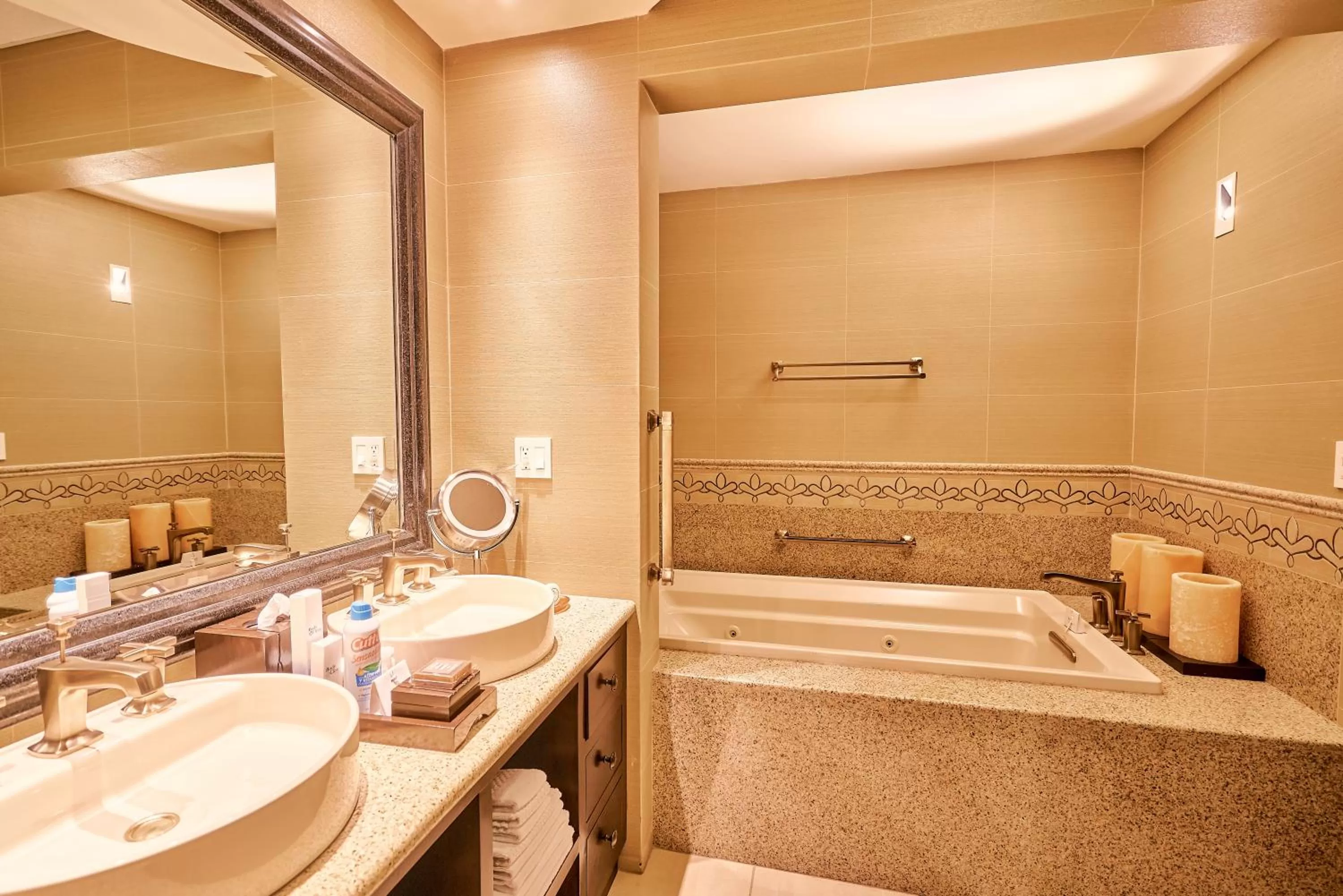 Junior Suite with King Bed, Non-Smoking in Grand Residences Riviera Cancun, All Inclusive