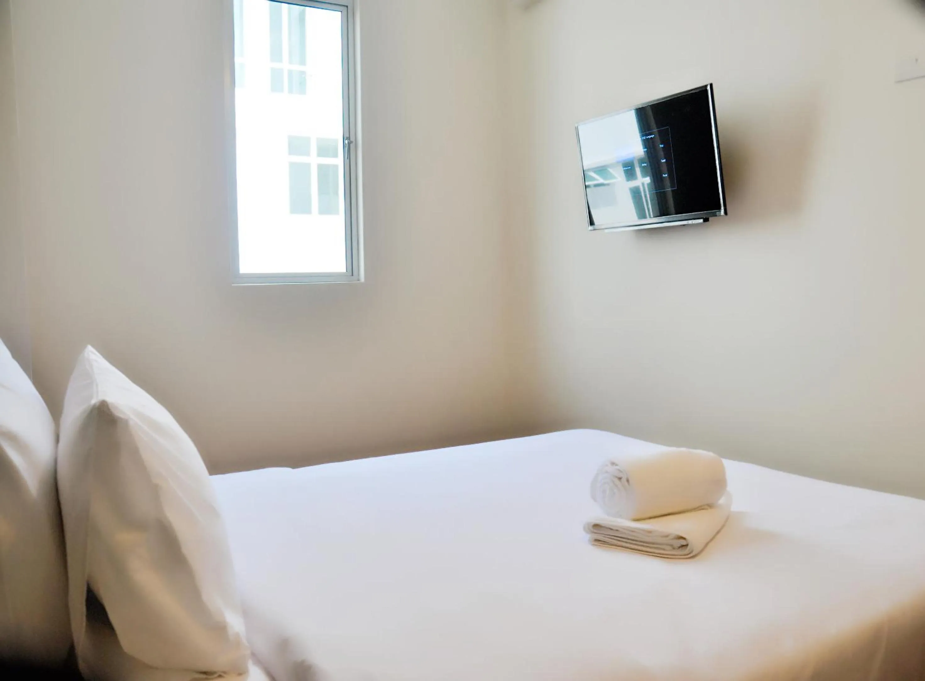 Queen Room with Shared Bathroom in Gem Hotel Nusa Sentral Nusajaya