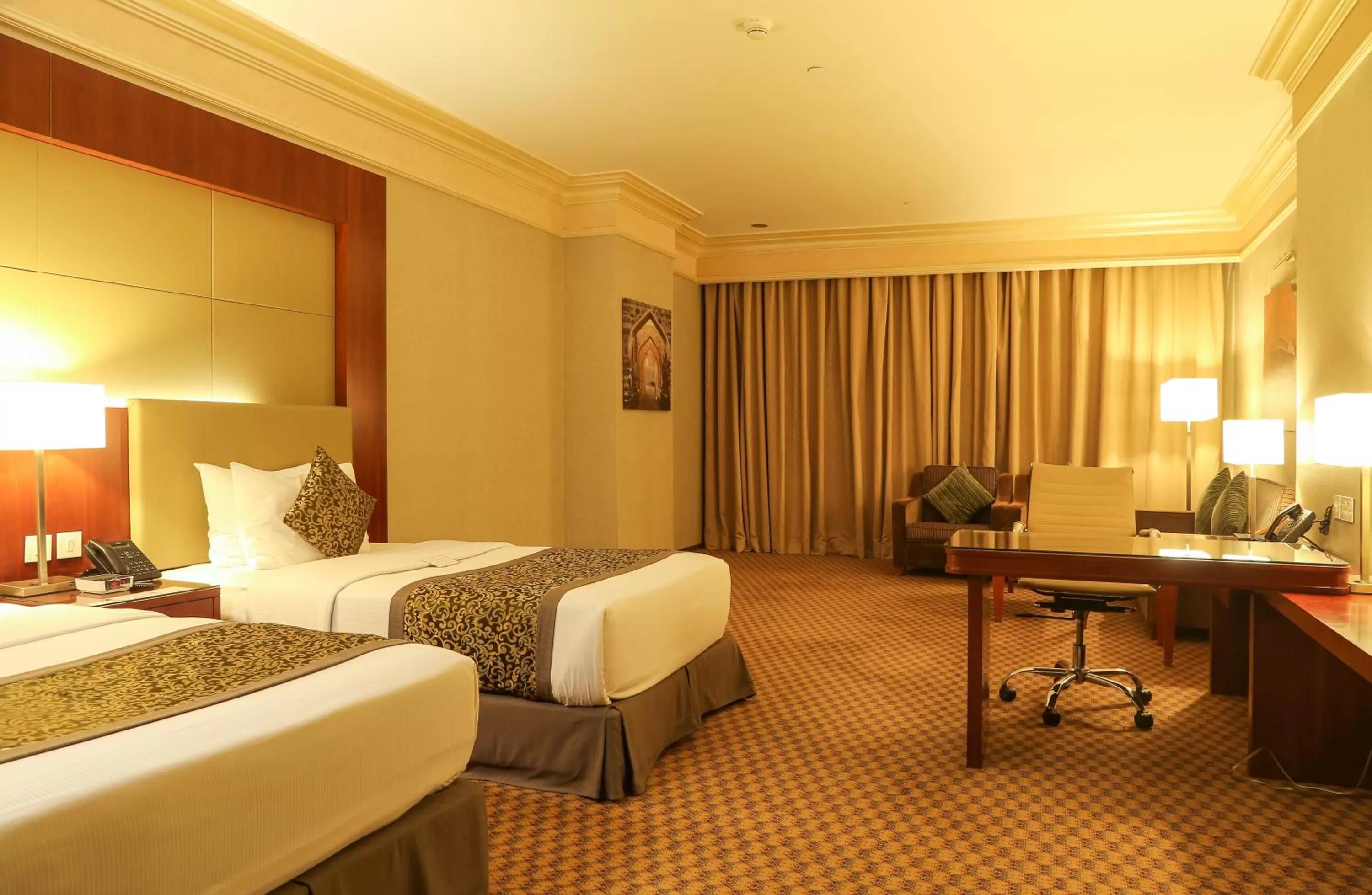 Deluxe Twin Room - Smoking in Wyndham Garden Dammam