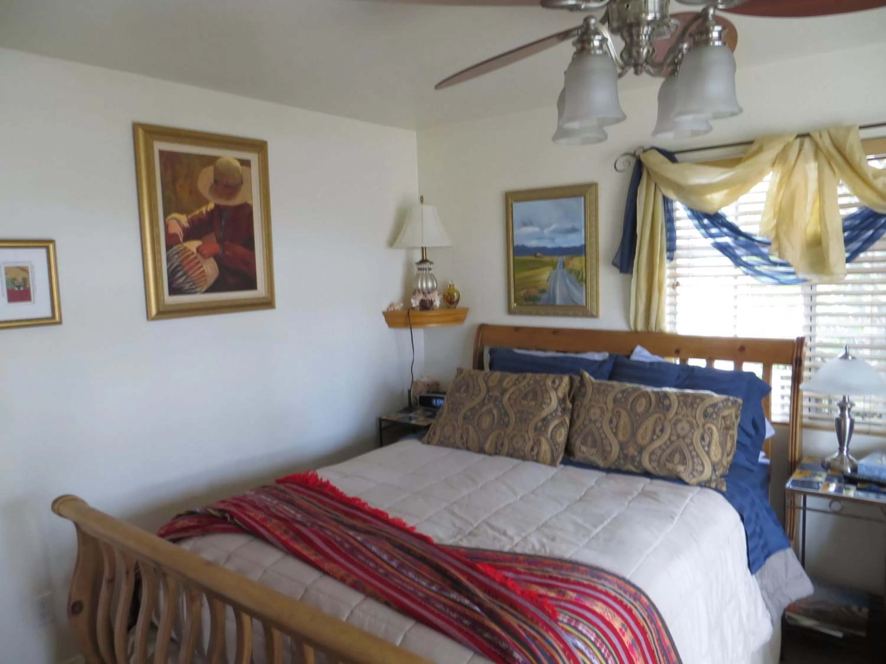 Deluxe Family Room - single occupancy in Always Inn San Clemente Bed & Breakfast by Elevate Rooms
