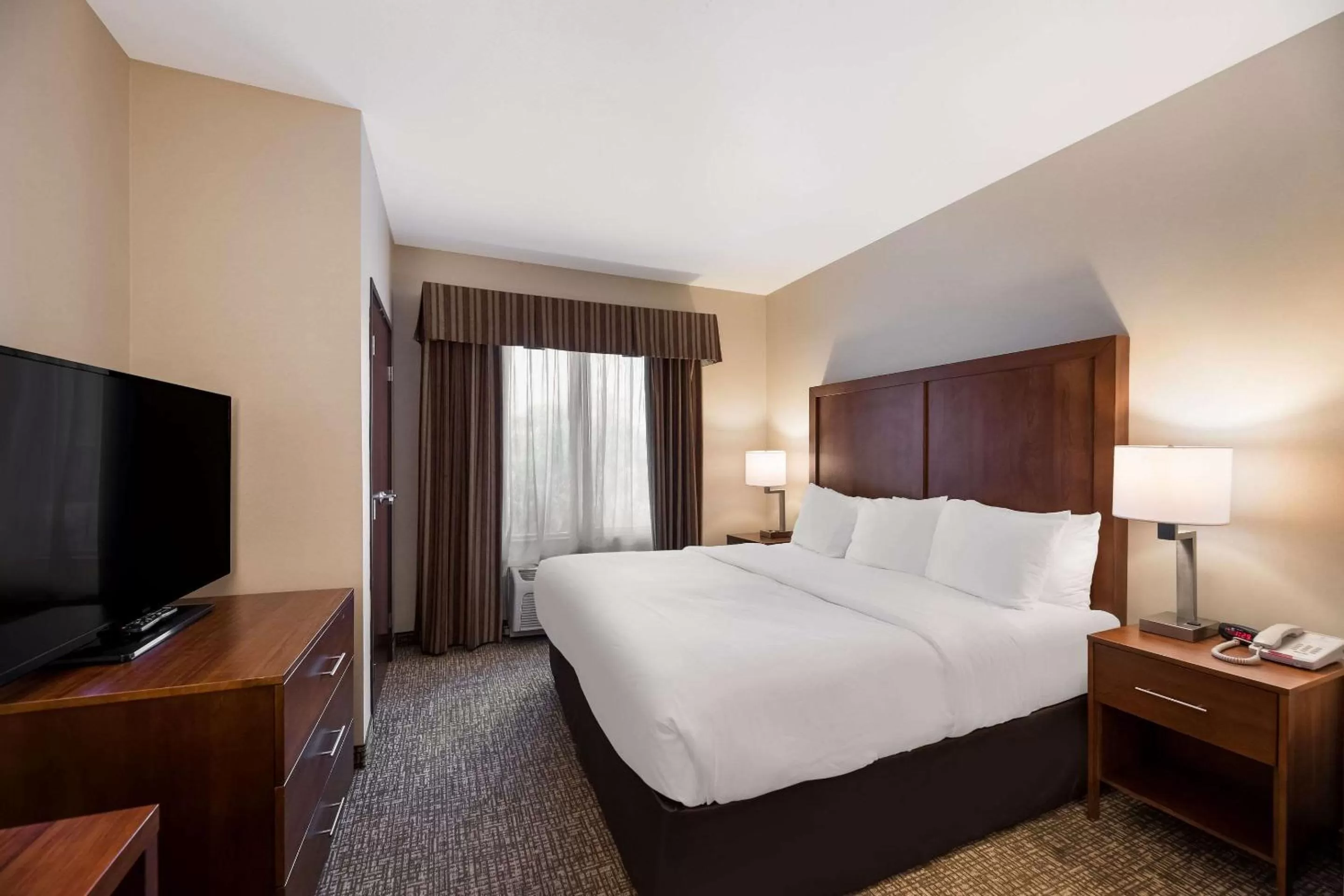 King Suite with Sofa-Bed - Non-Smoking in Comfort Inn & Suites Las Vegas - Nellis