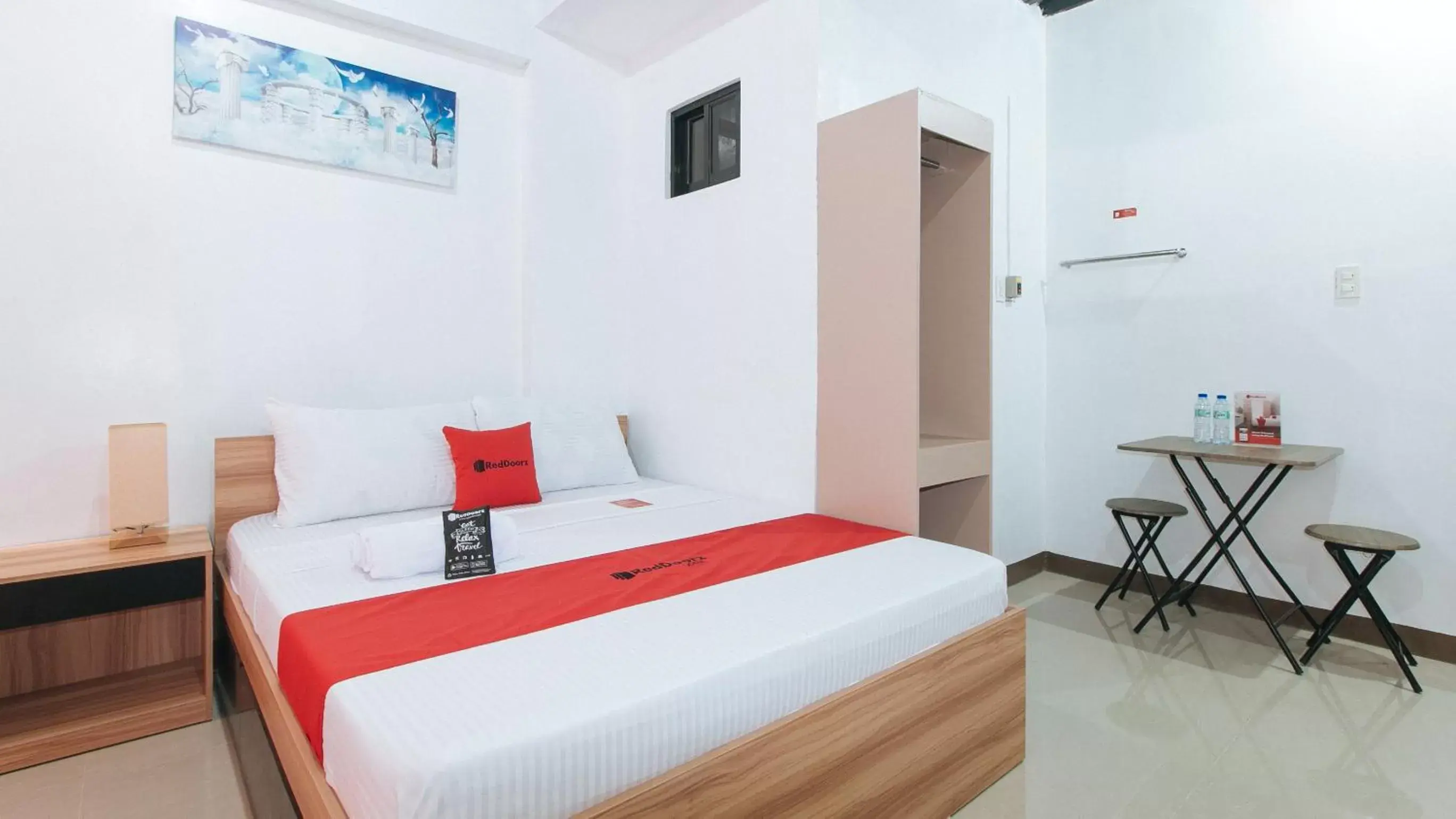 RedDoorz Near Iloilo International Airport RedDoorz Near Iloilo International Airport