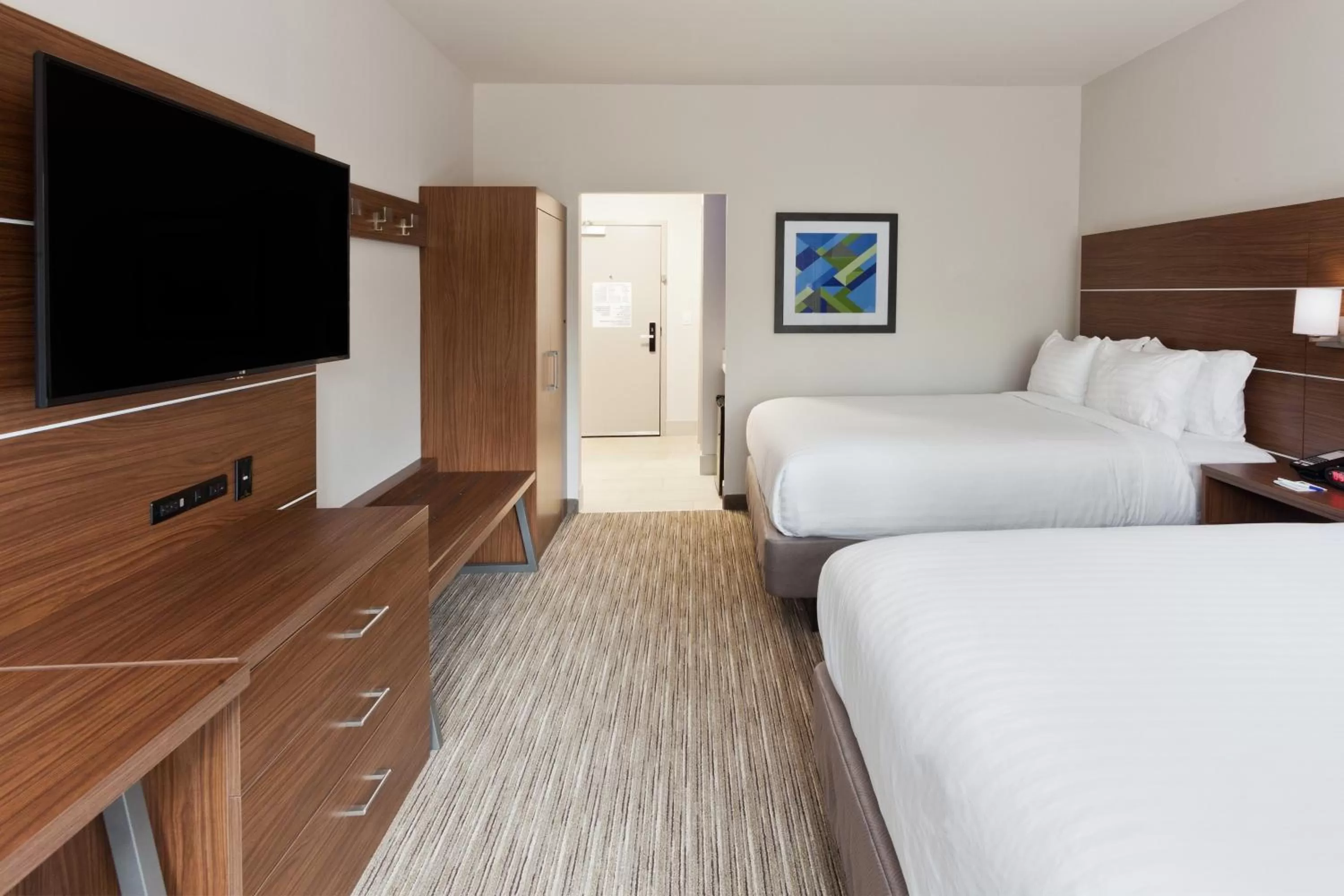 Queen Room with Two Queen Beds - Hearing Accessible/Non-Smoking in Holiday Inn Express & Suites - Cartersville by IHG