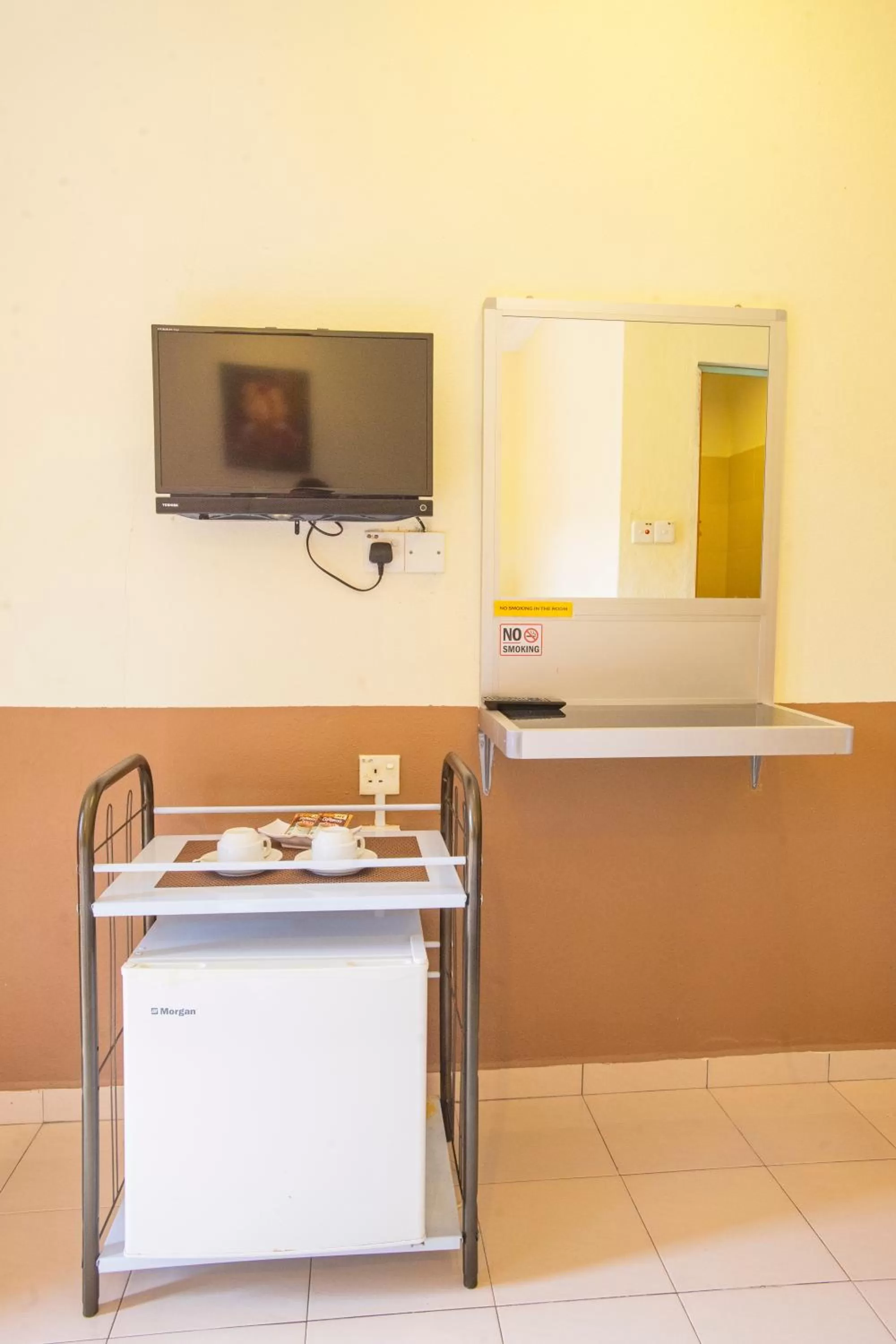 Queen Room with Pool View in NR Langkawi Motel