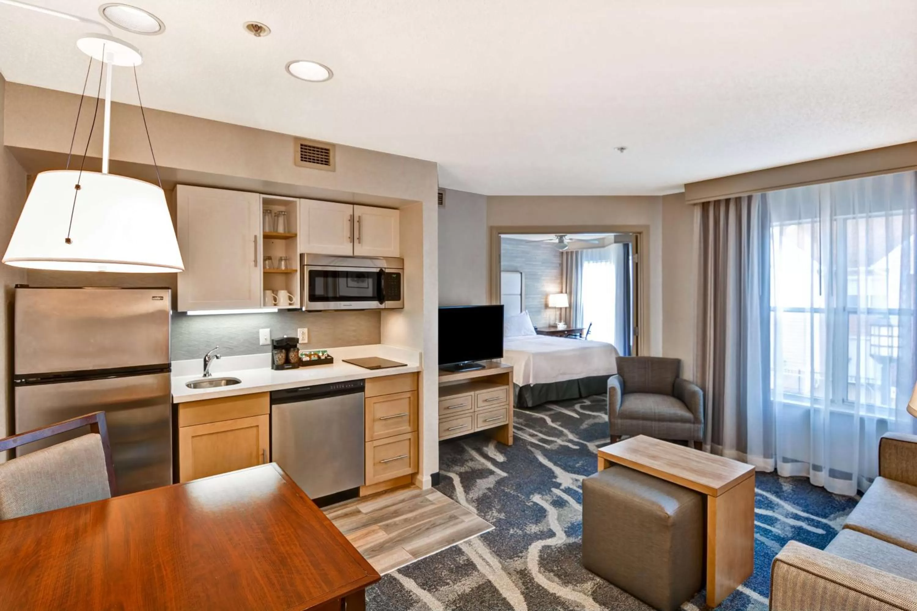 One-Bedroom King Suite - Non-Smoking in Homewood Suites by Hilton Windsor Locks Hartford