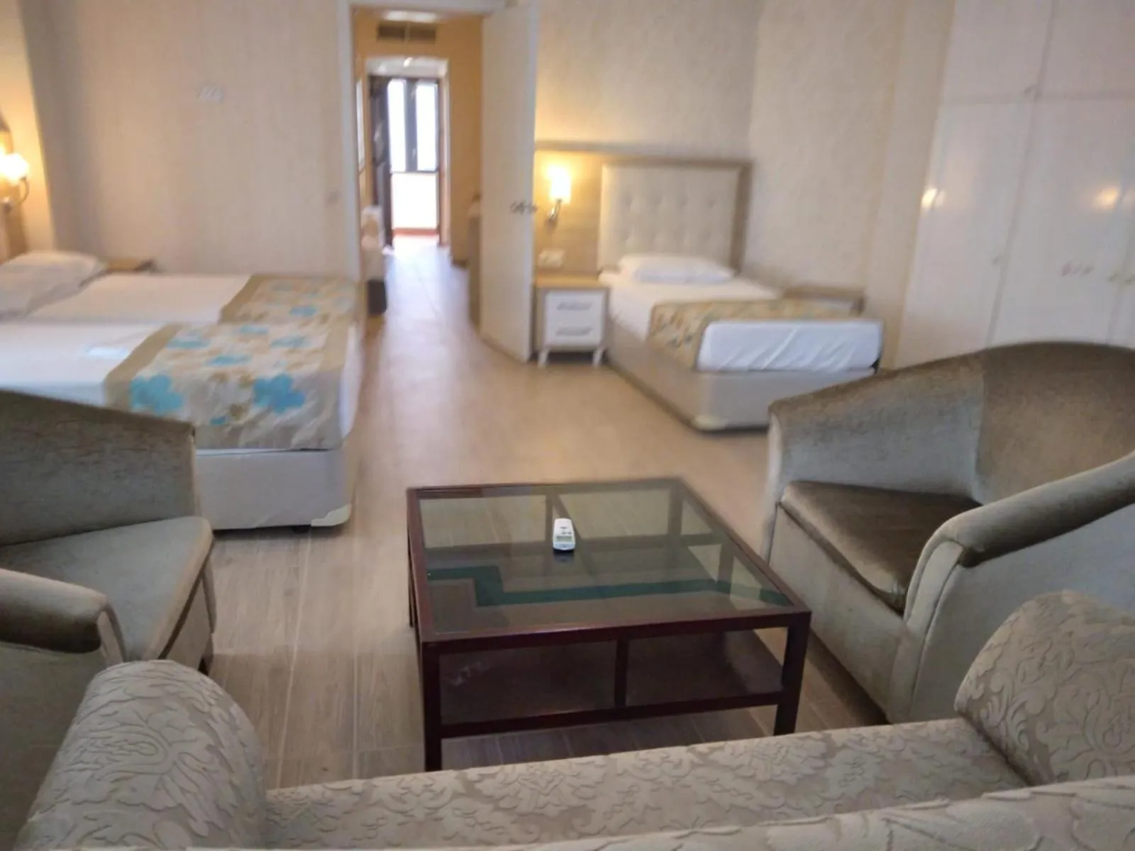 Family Suite in Cender Hotel