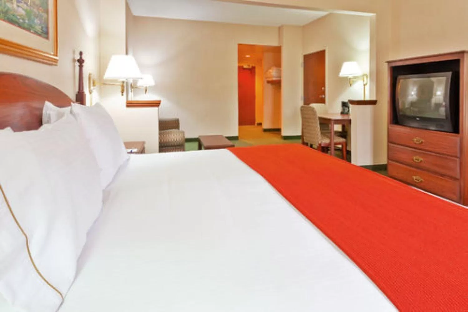 King Room with Spa Bath - single occupancy - Non-Smoking in Auburn Place Hotel & Suites Paducah