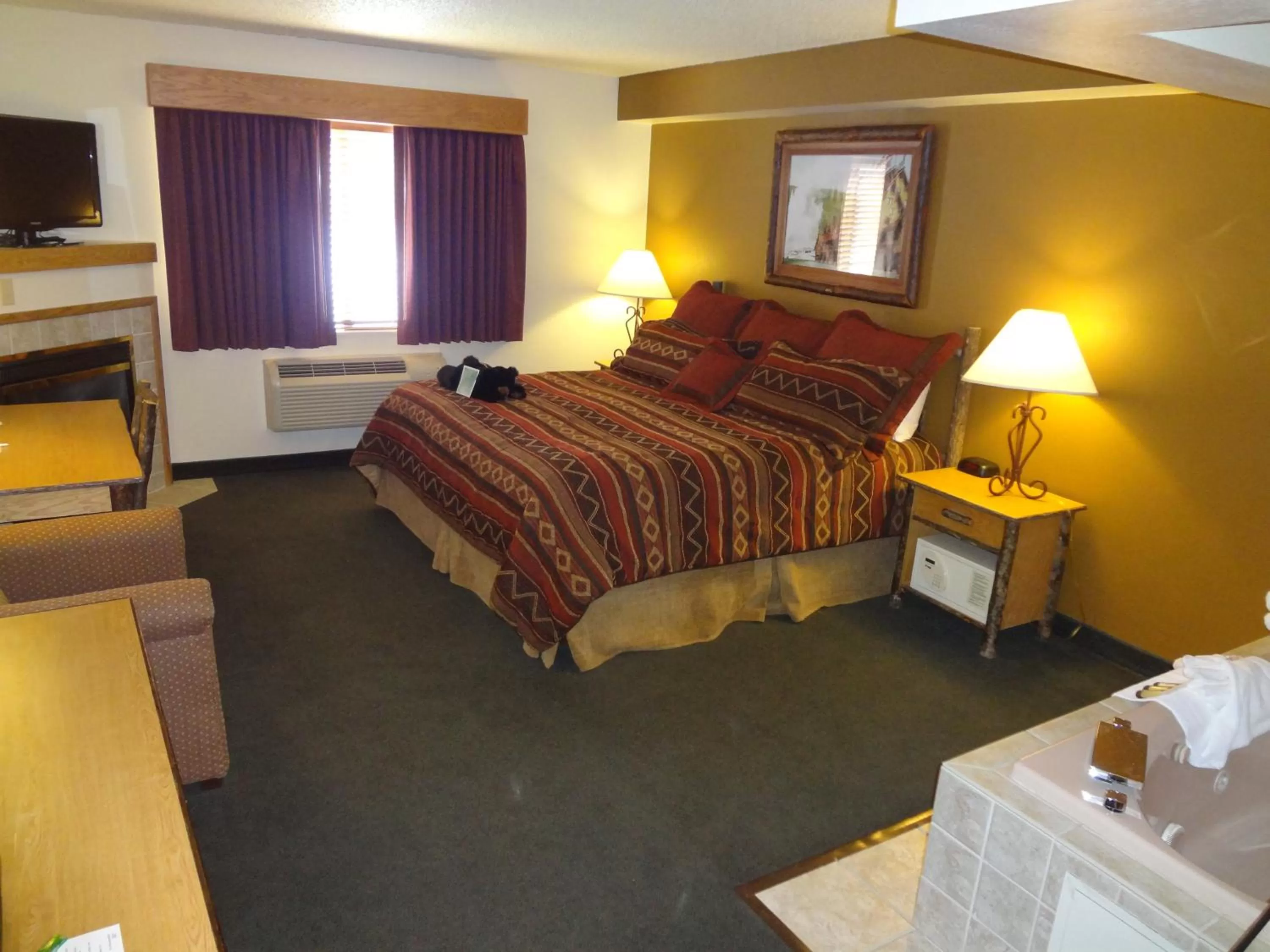 Deluxe Suite - Mobility Access/Non-Smoking in AmericInn by Wyndham Cody