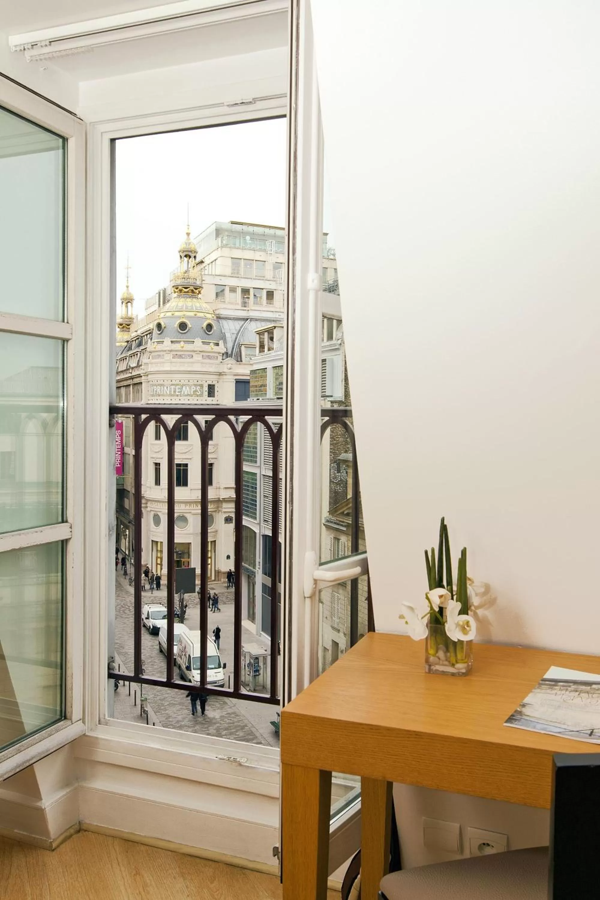 Executive Duplex Apartment in Residhome Paris Opéra