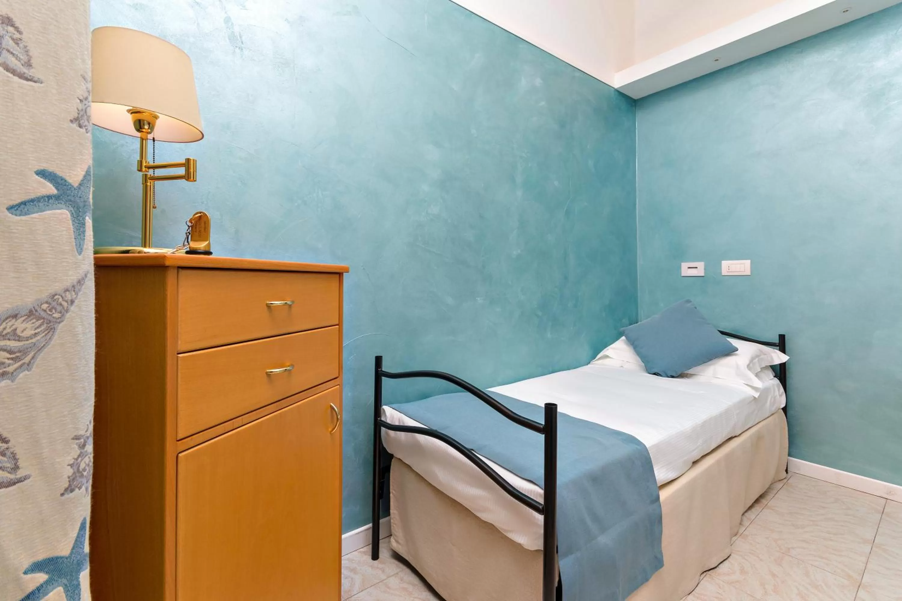 Single Room in Hotel Monte Rosa