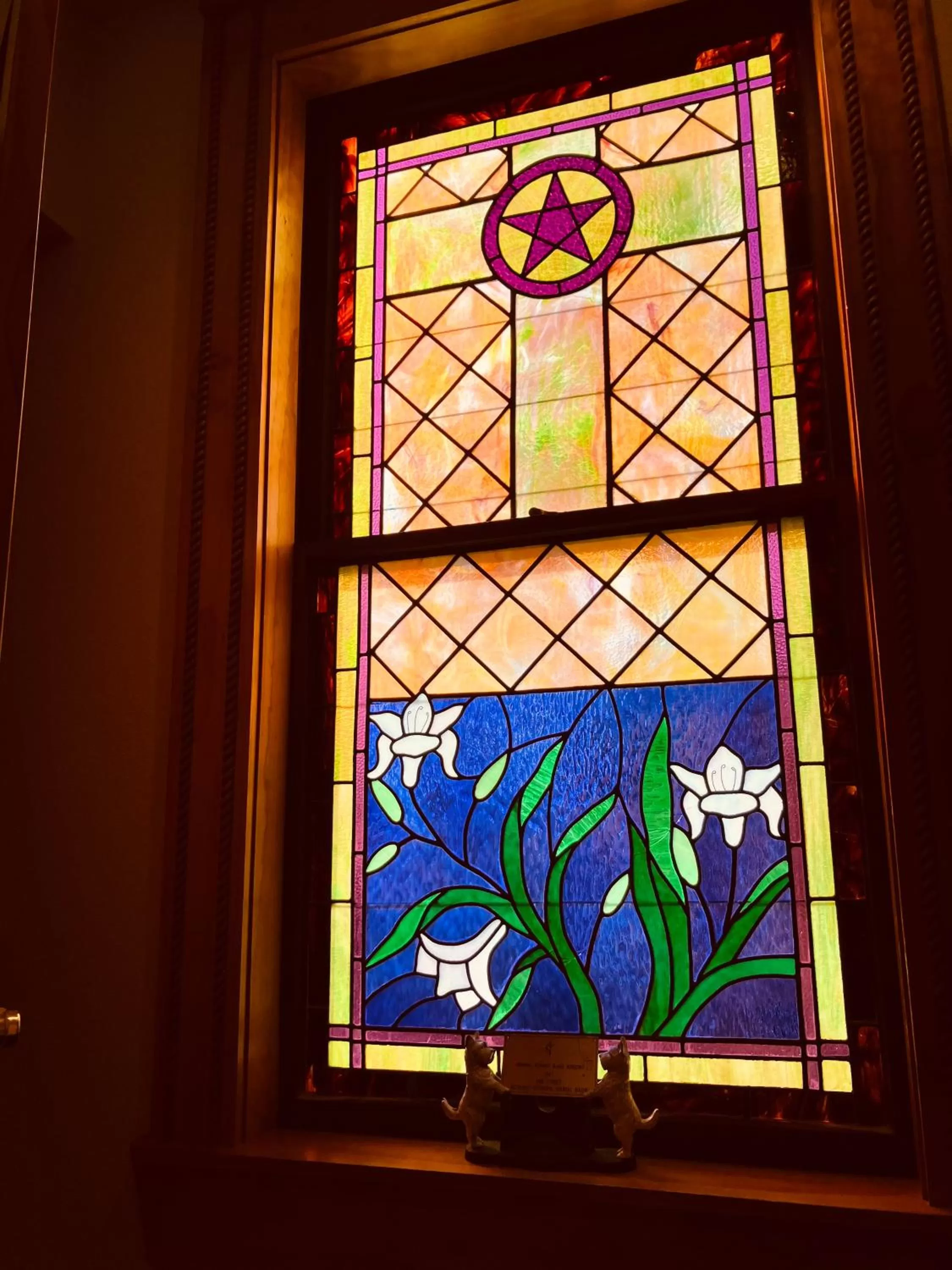 Spring Garden at All Seasons Inn in All Seasons Inn