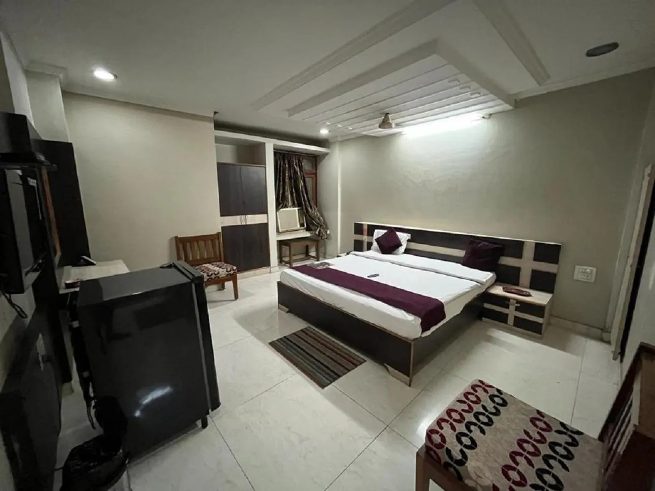 King Room - single occupancy in HOTEL ANAND