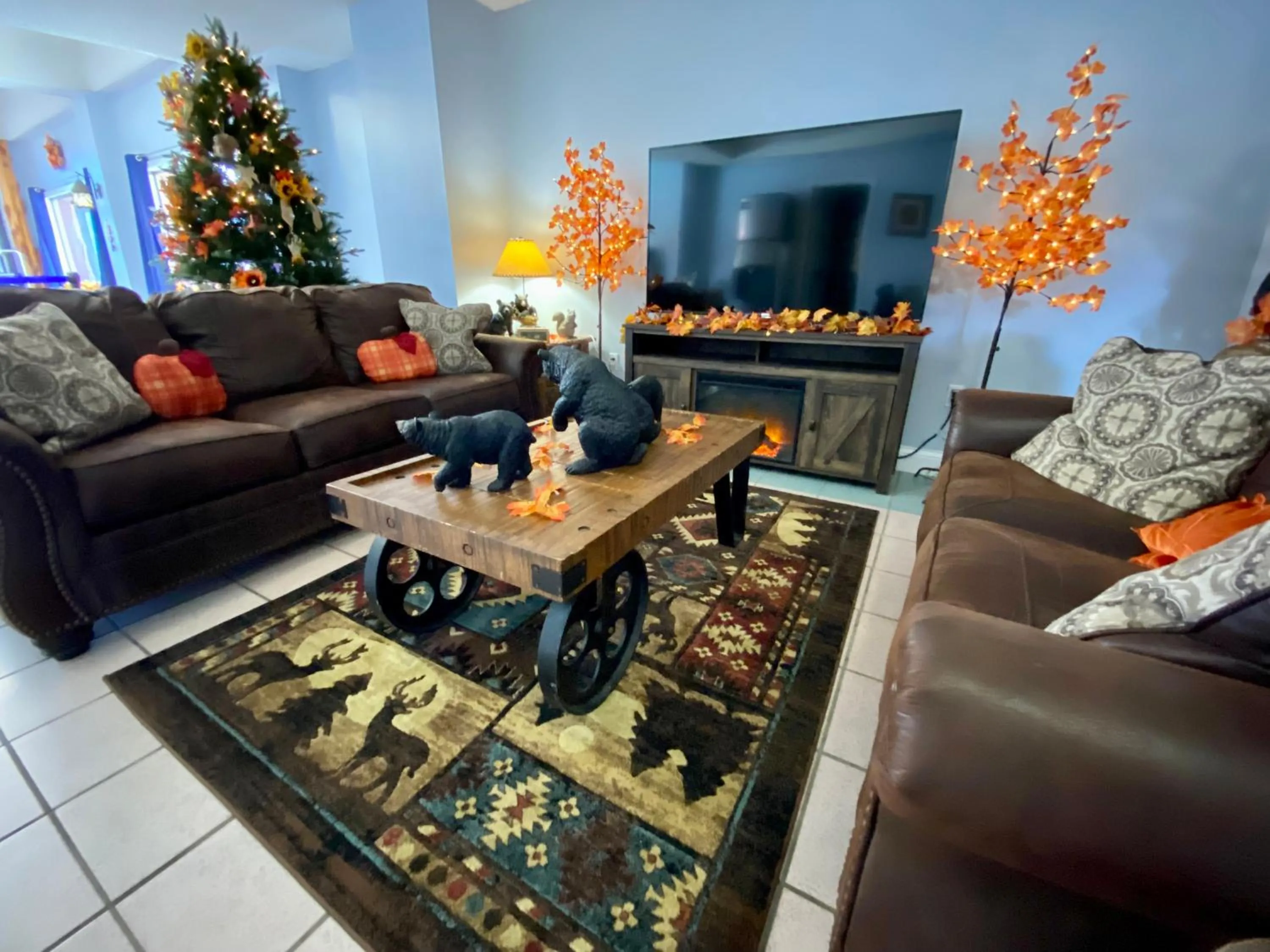 Lobby or reception in Riverchase Lodge
