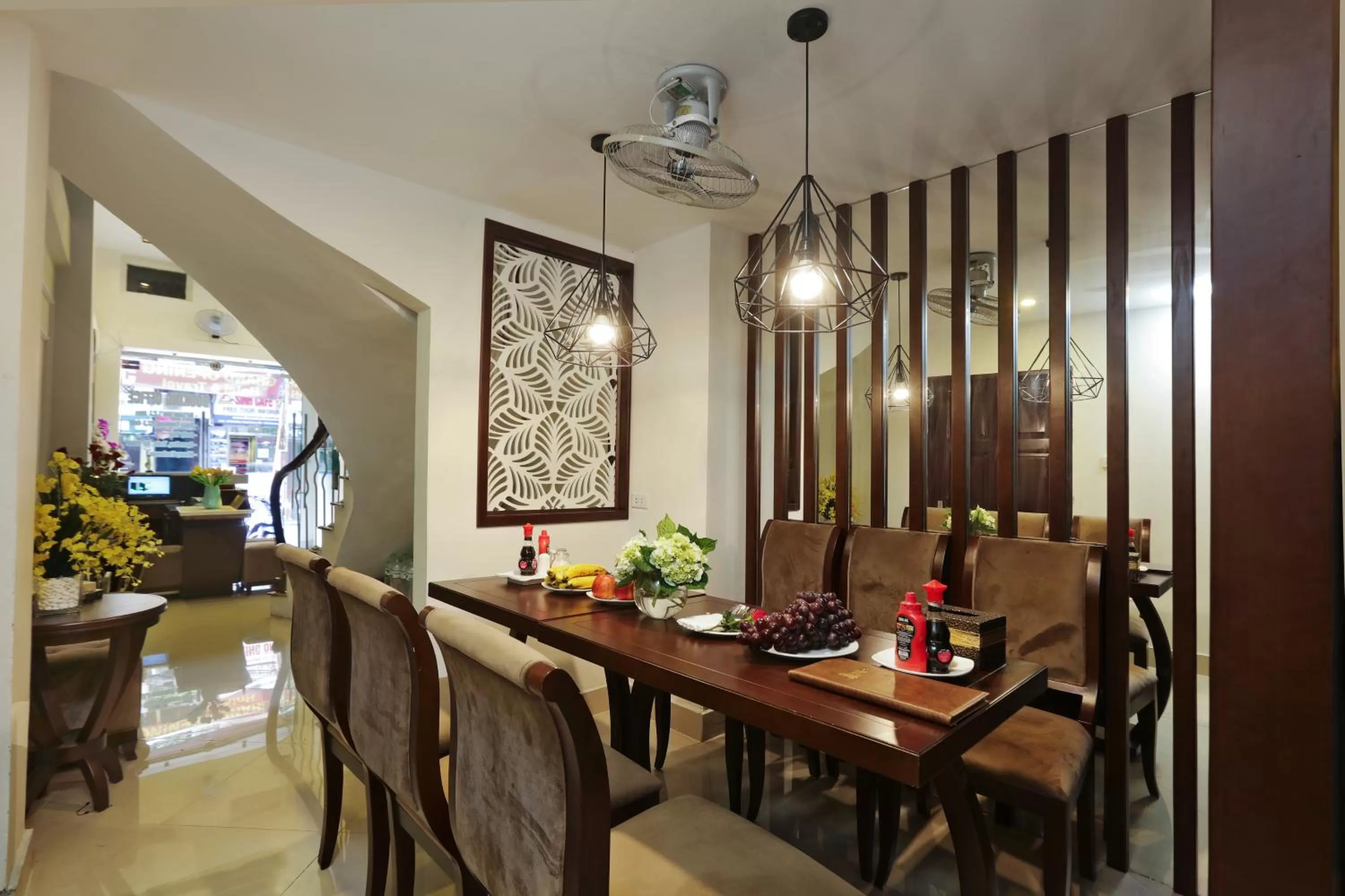 Restaurant/places to eat in Hanoi La Vision Hotel