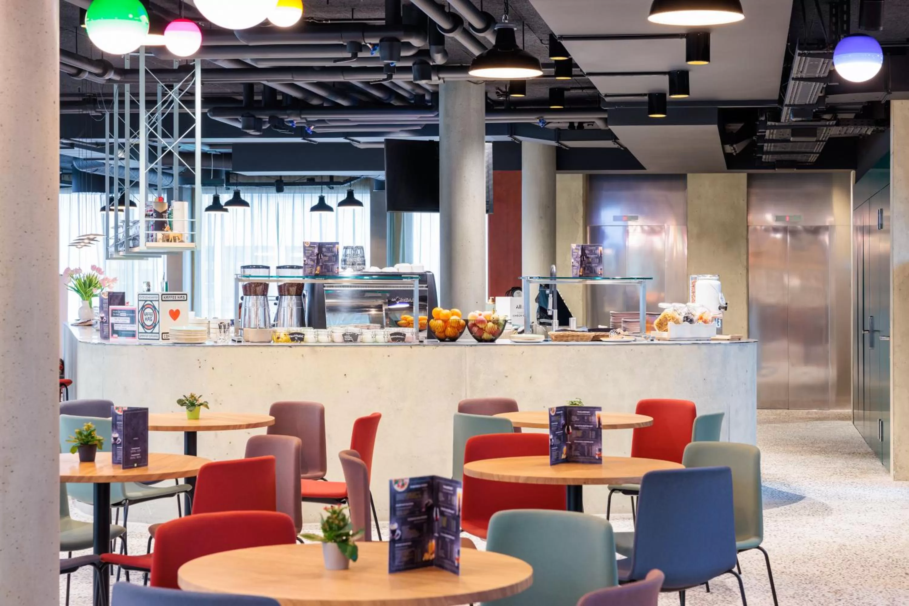 Food and drinks in ibis Styles Bern City