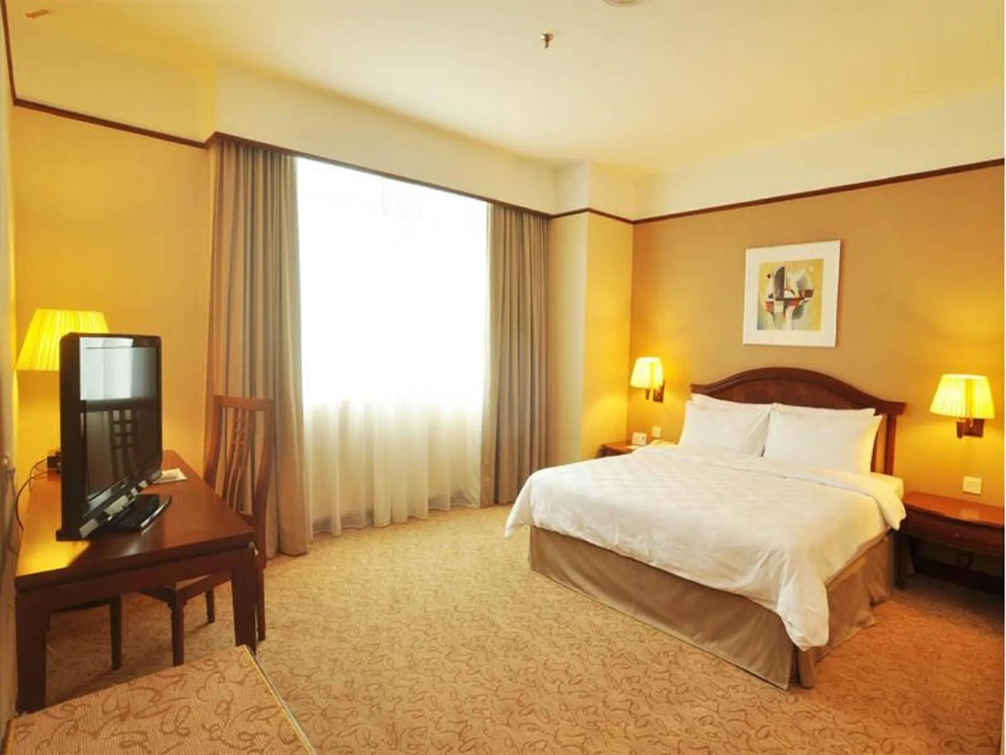 Deluxe Queen Room in GBW Hotel