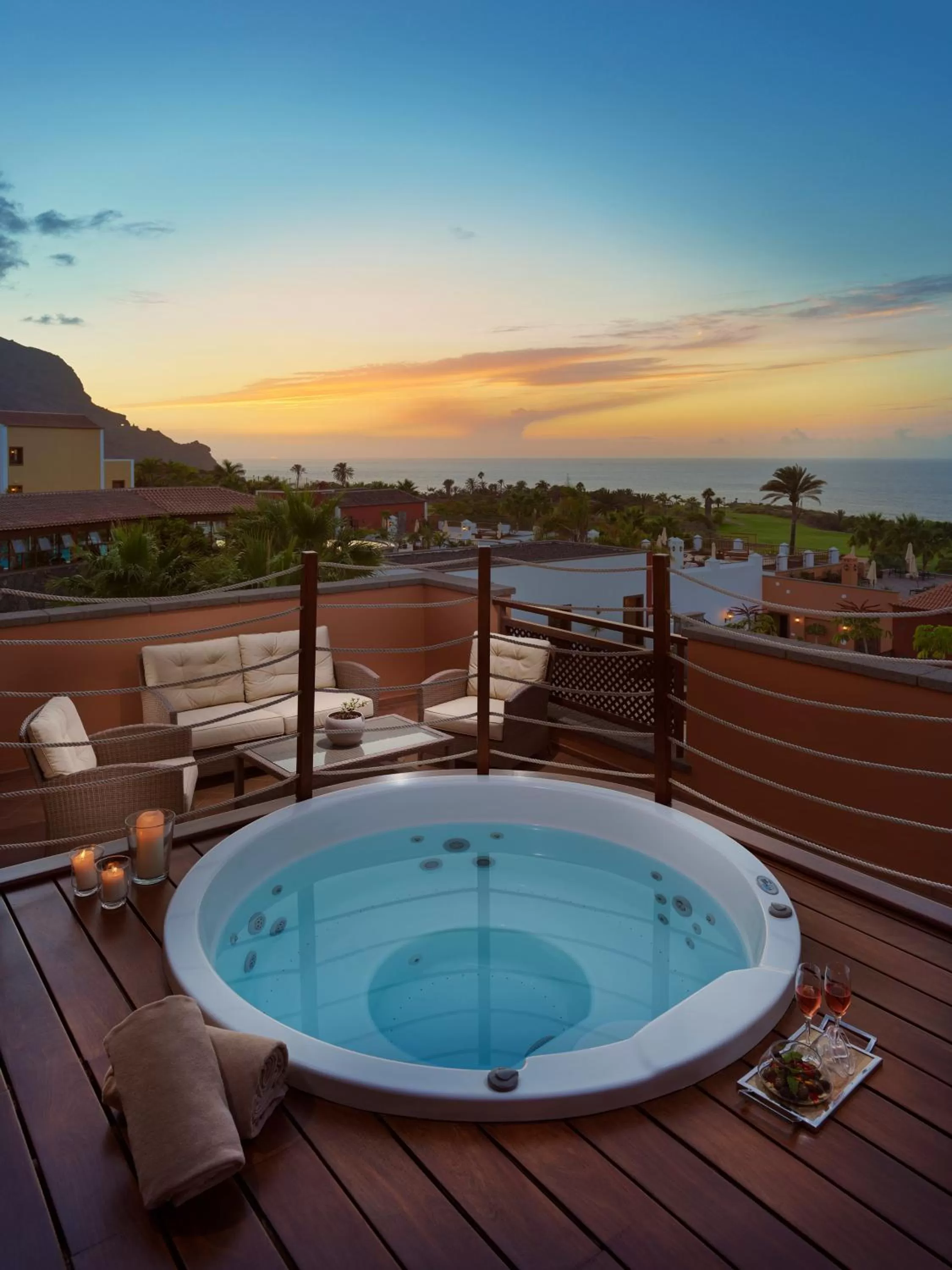 Suite with Whirlpool and Sea View in Hotel Hacienda del Conde Meliá Collection Golf & Spa - Adults Only