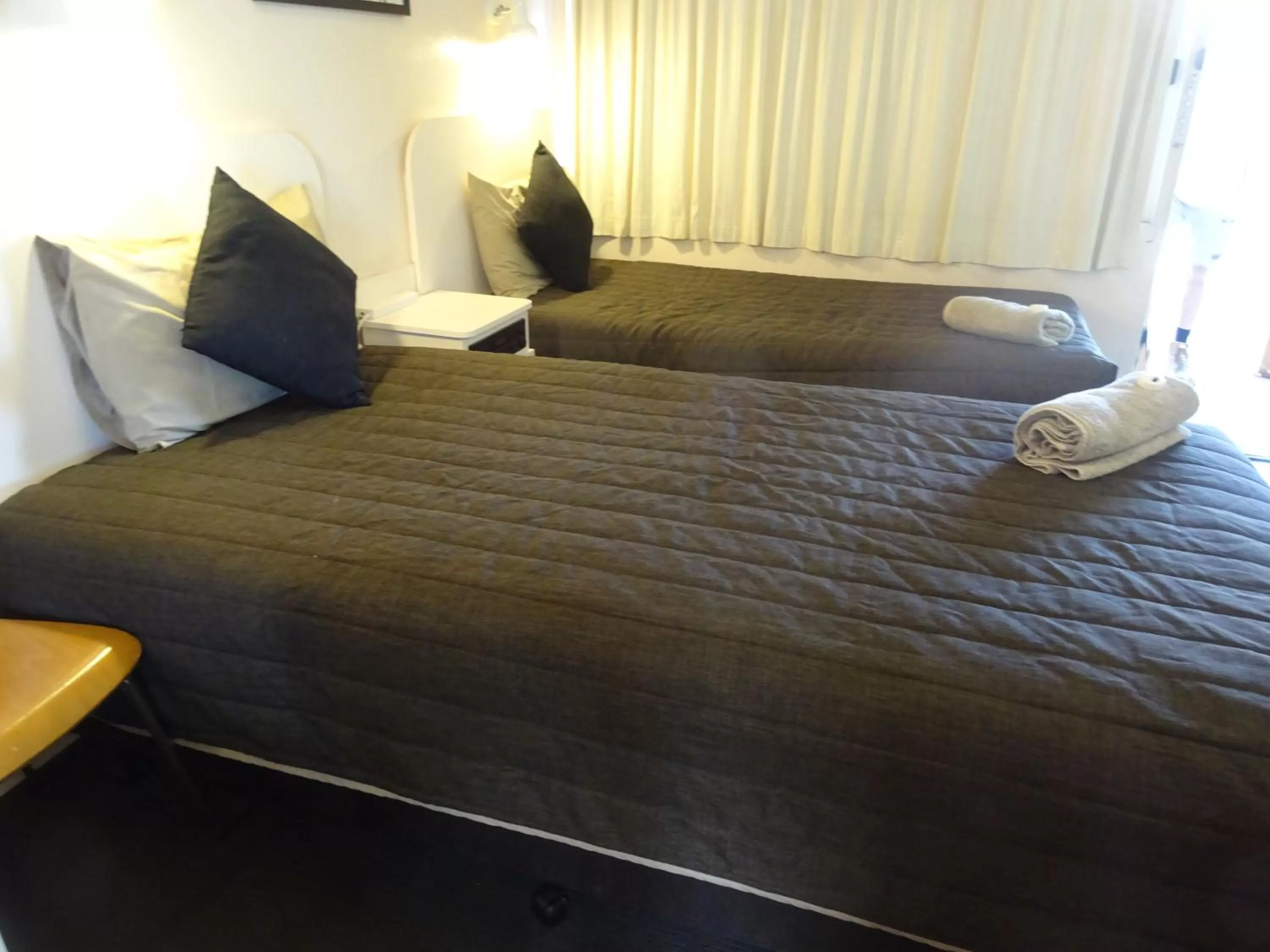 Twin Room (Non Pet Friendly Room) in Memphis Motor Inn- UNDER NEW MANAGEMENT