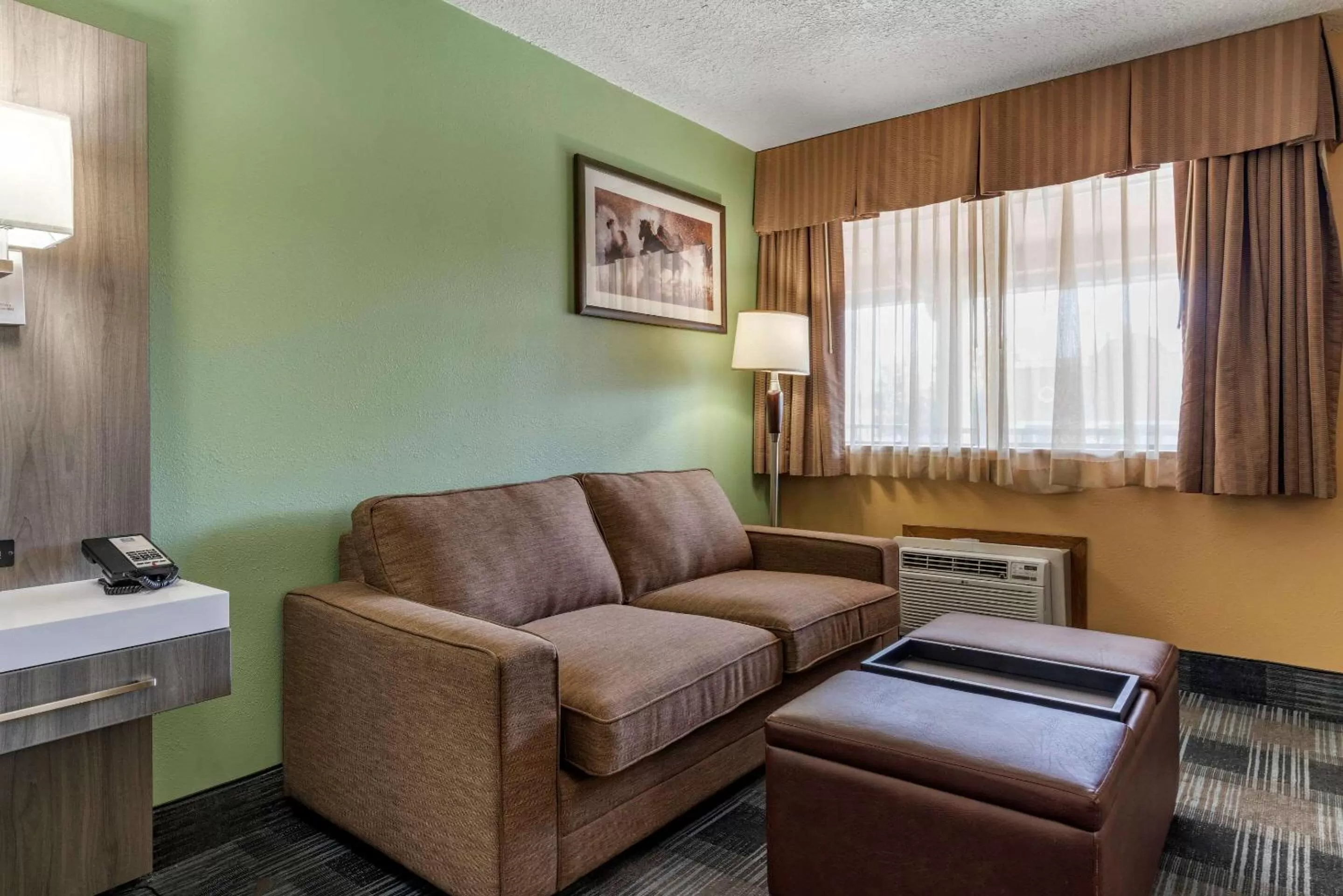 Superior King Room - Non Smoking in Quality Inn