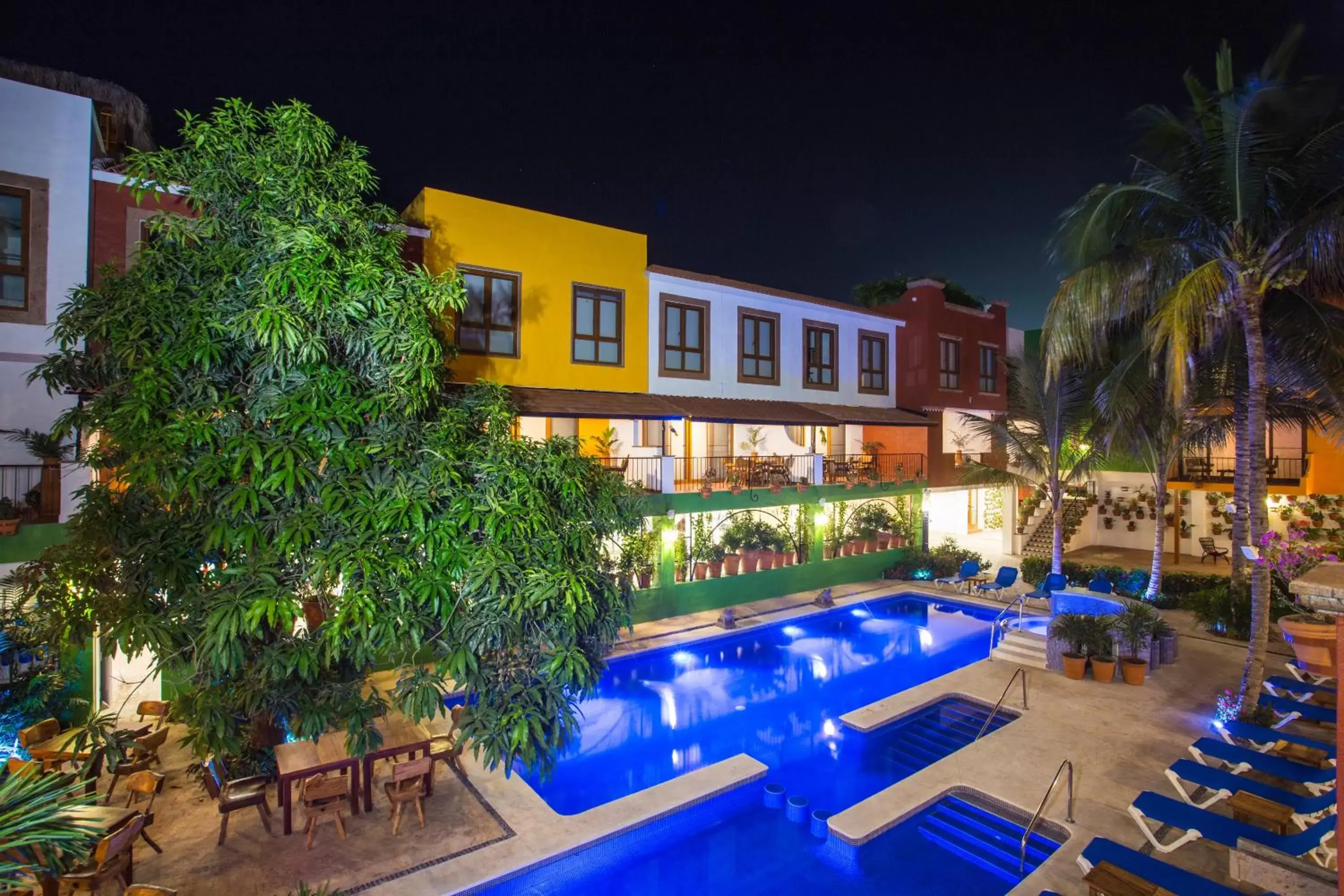 Casa Lotería -Pueblito Sayulita- Colorful, Family and Relax Experience with Private Parking and Pool Casa Lotería -Pueblito Sayulita- Colorful, Family and Relax Experience with Private Parking and Pool